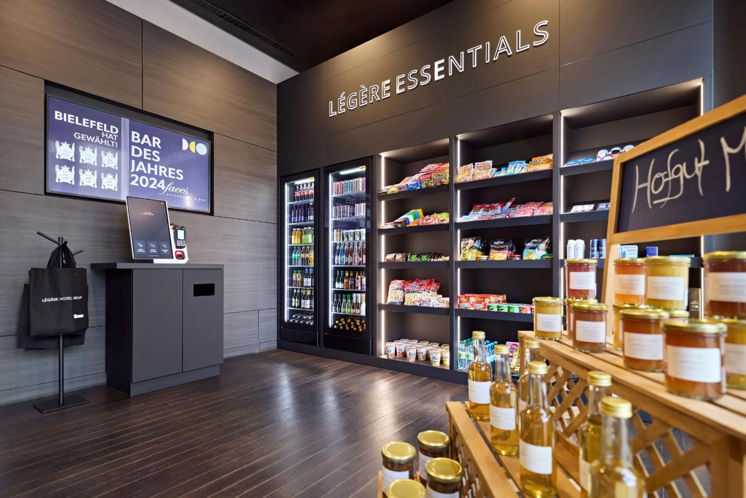 Lobby or reception in LEGERE HOTEL Bielefeld