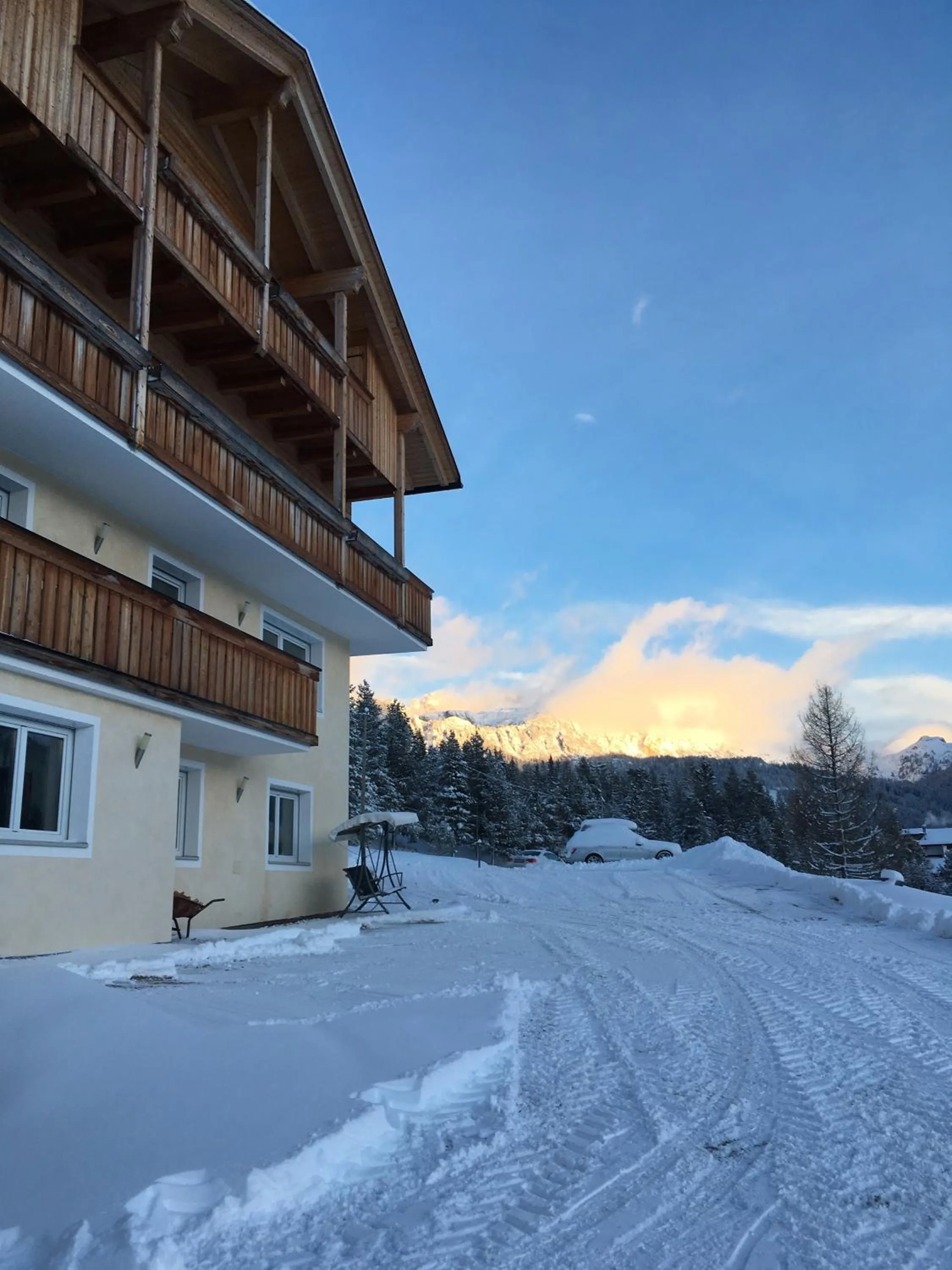 Property building in Garni Baita