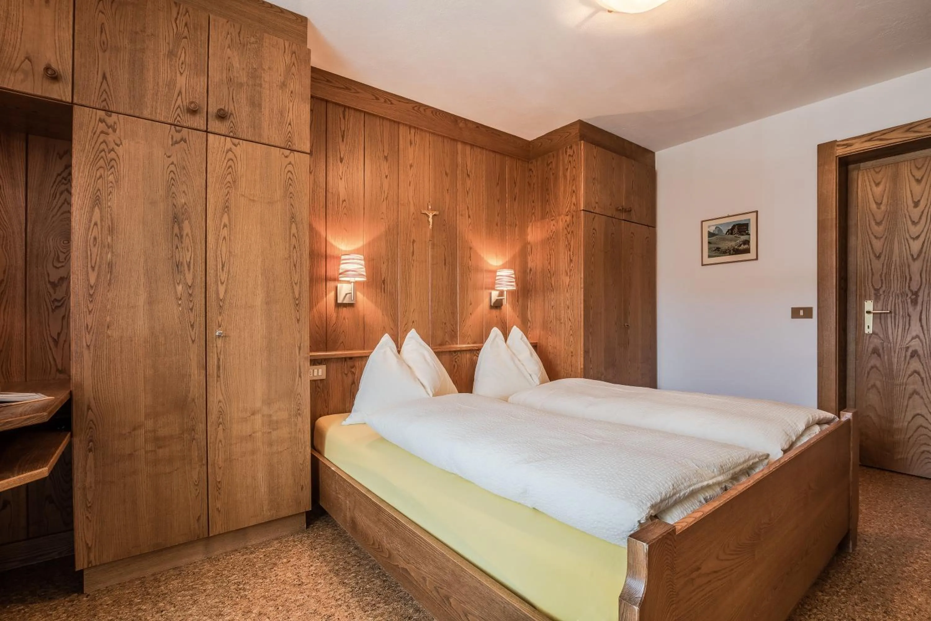 Photo of the whole room, Bed in Garni Baita