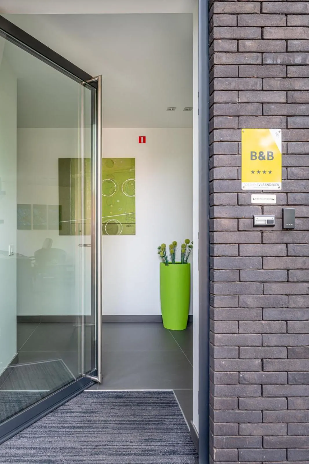 Facade/entrance in B&B Molmento