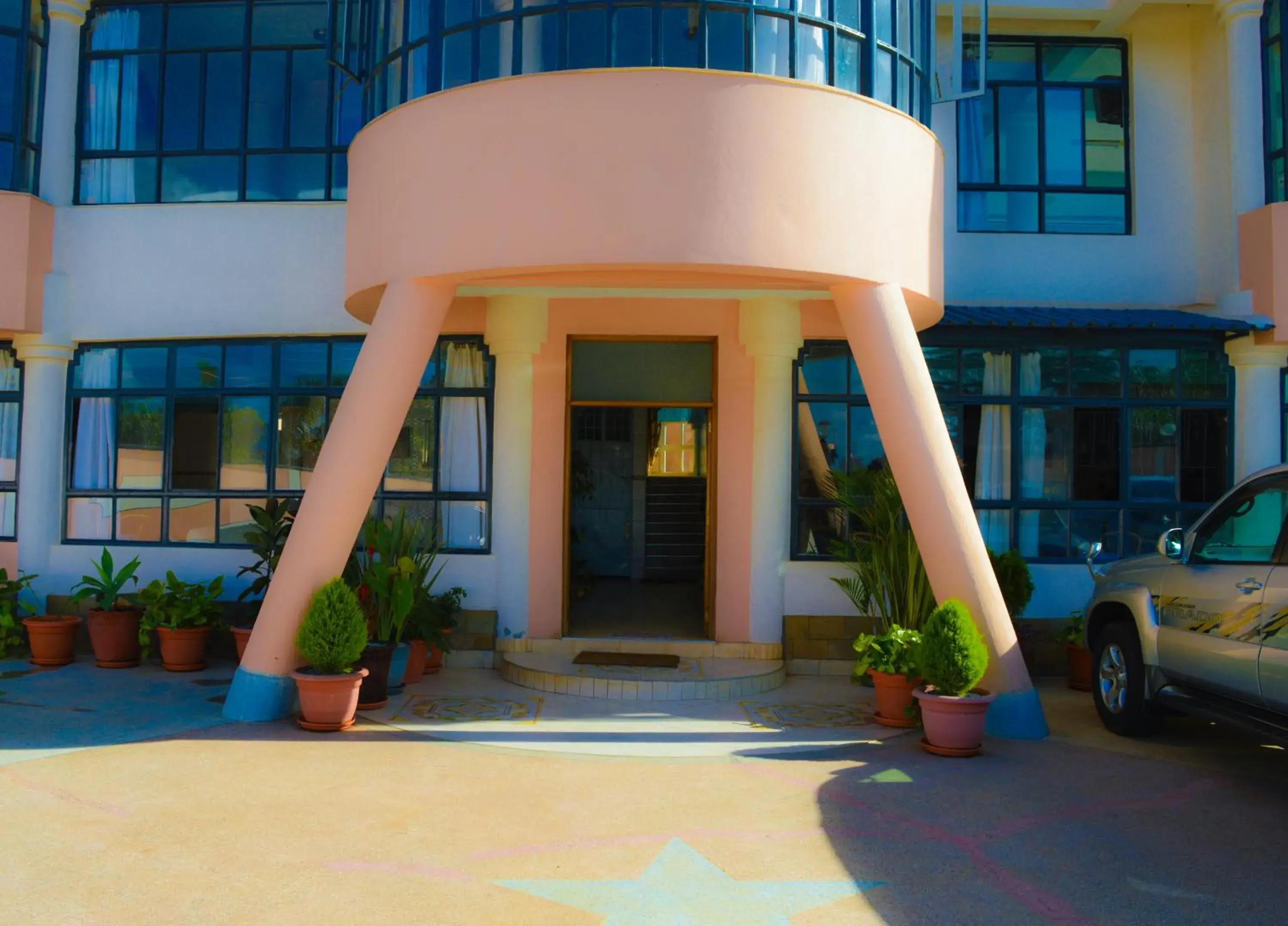 Facade/entrance in Stardom Hotel Facade/entrance in Stardom Hotel