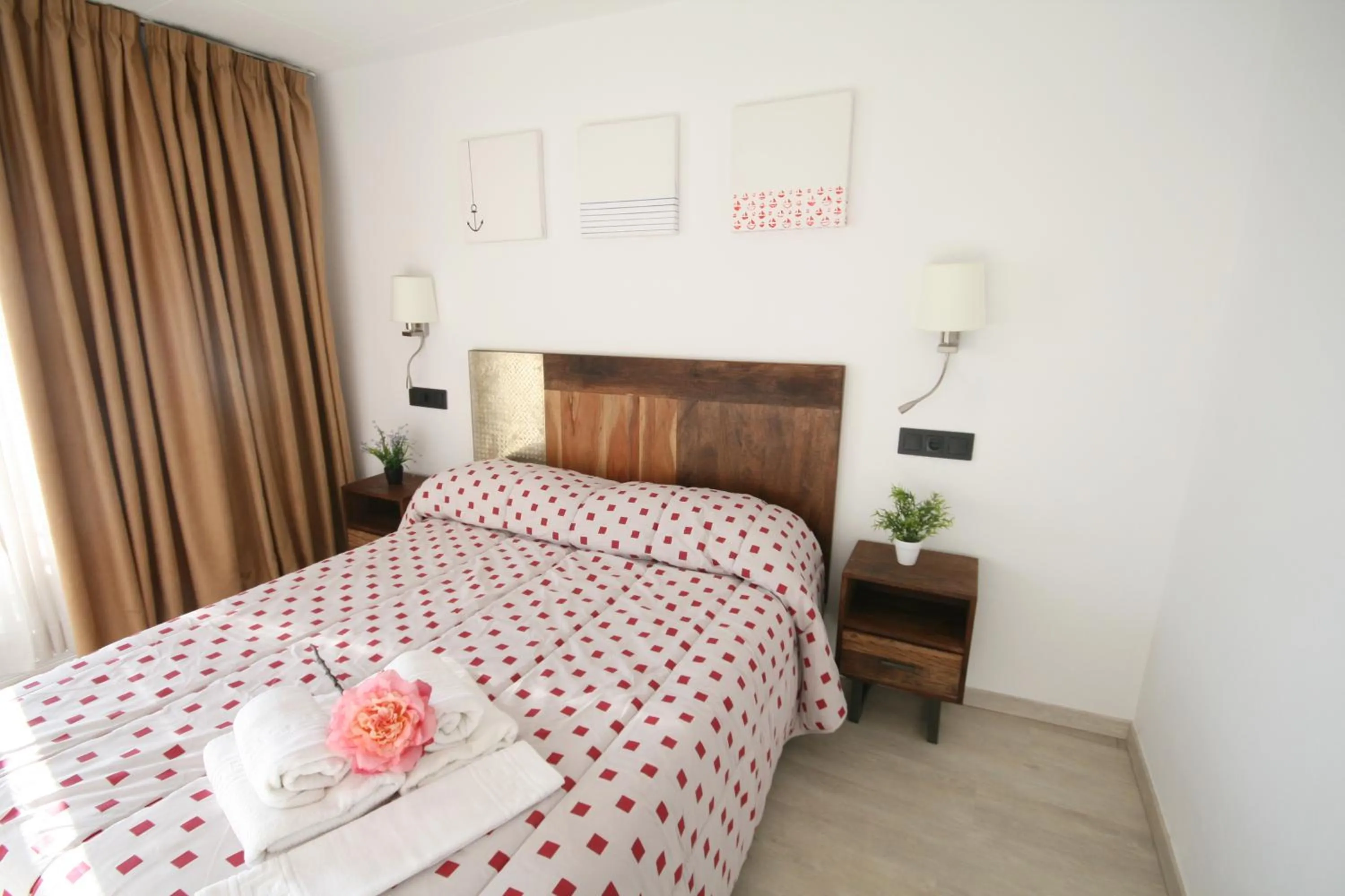 Photo of the whole room, Bed in Hotel Vela