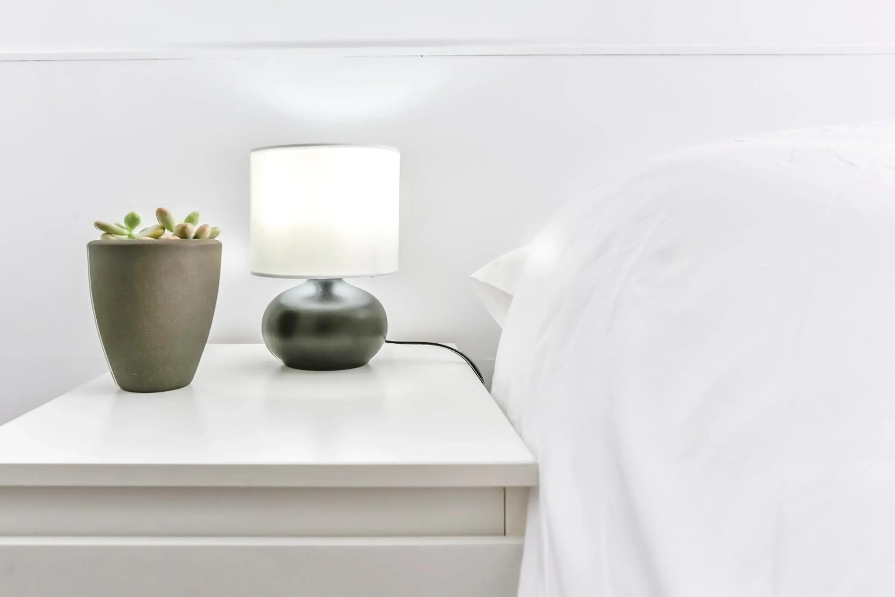 Bed in Laramond Barcelona Rooms Bed in Laramond Barcelona Rooms