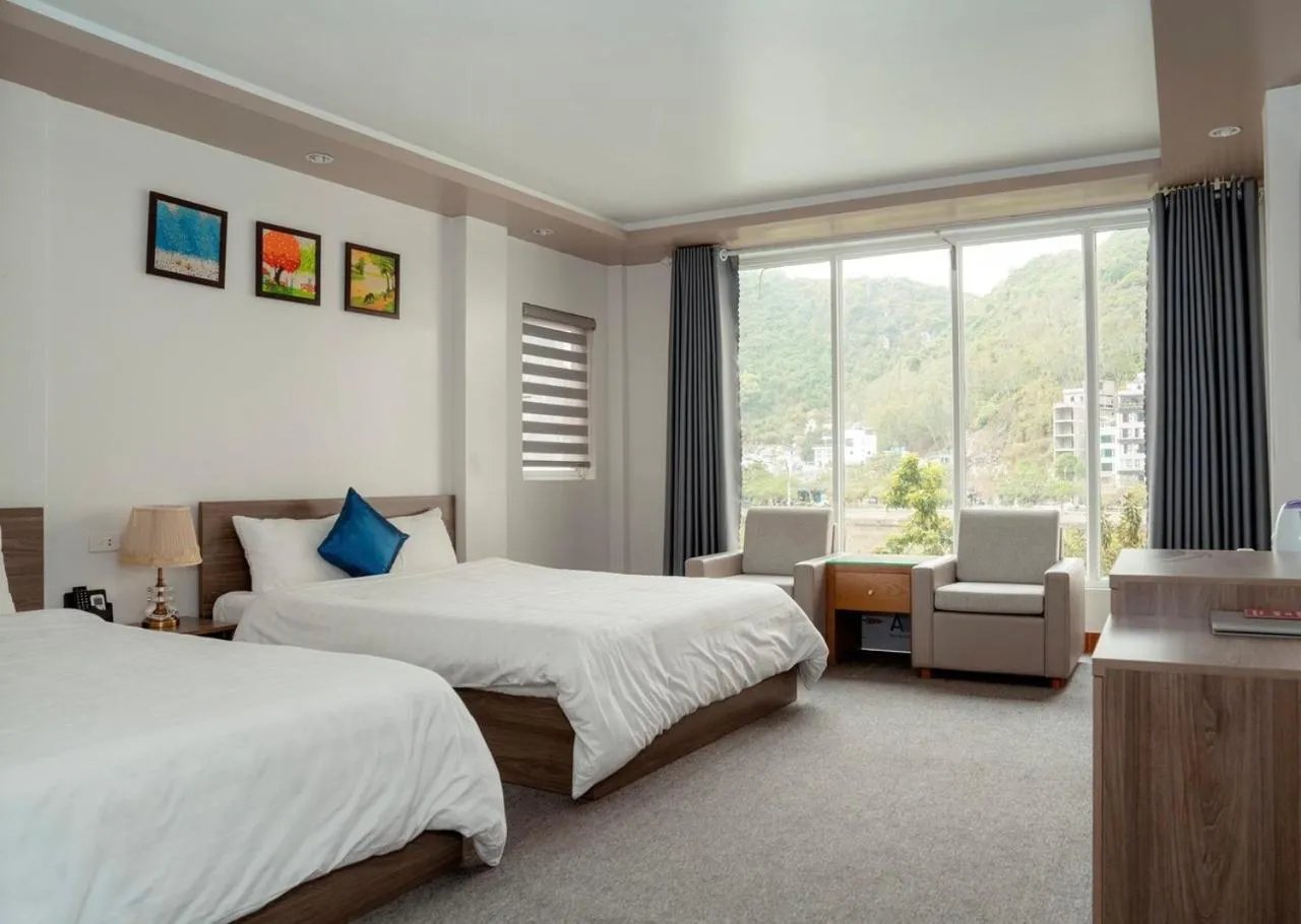 Bedroom, Bed in Catba Central Hotel 2