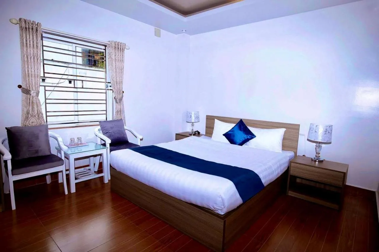 Bedroom, Bed in Catba Central Hotel 2