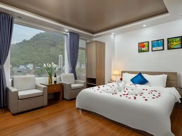 Natural landscape, Bed in Catba Central Hotel 2