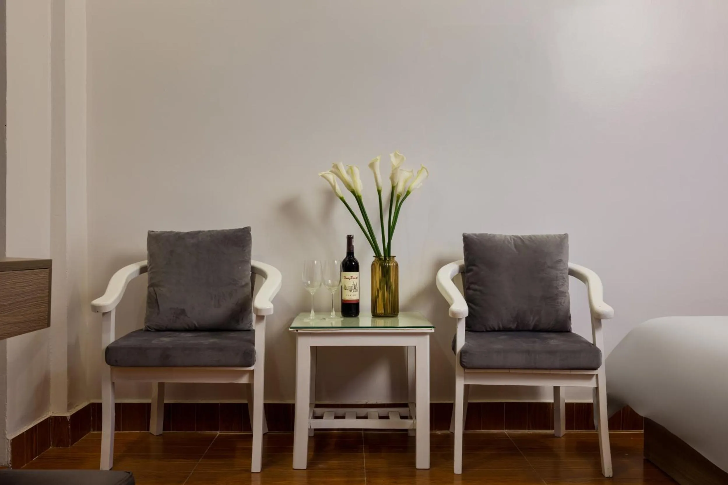 Seating area in Catba Central Hotel 2