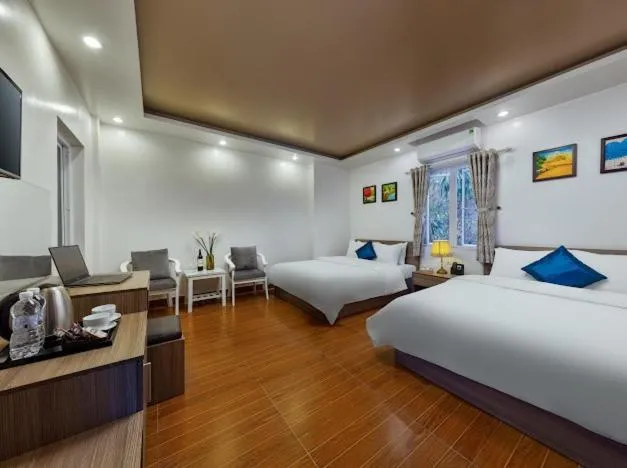 Bed in Catba Central Hotel 2