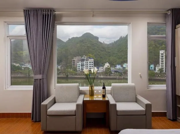 Catba Central Hotel 2
