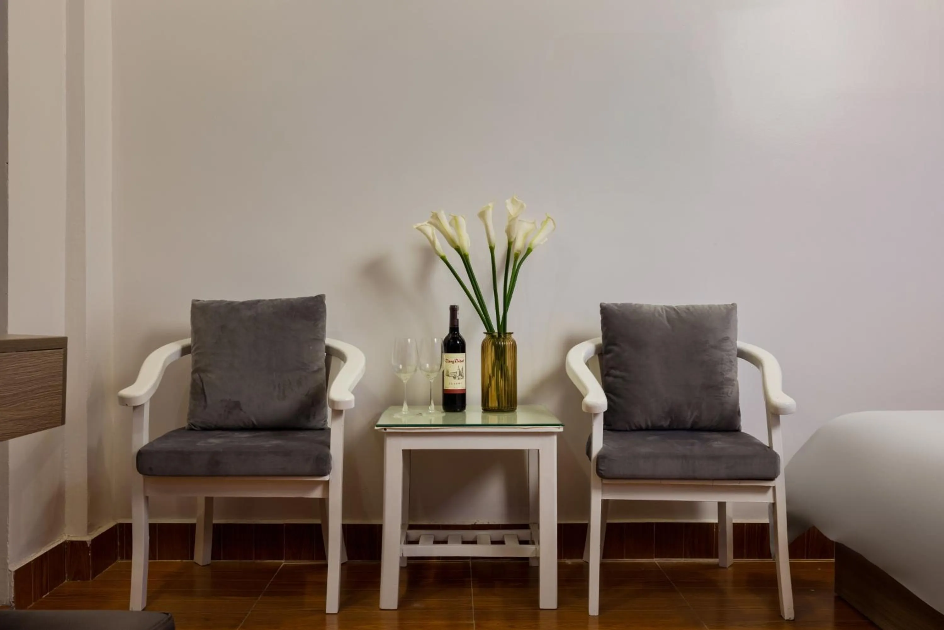 Seating area in Catba Central Hotel 2