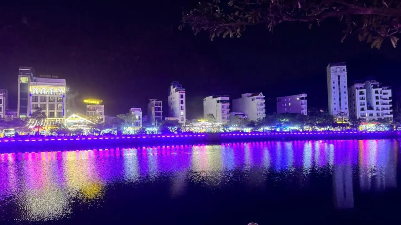 Catba Central Hotel 2