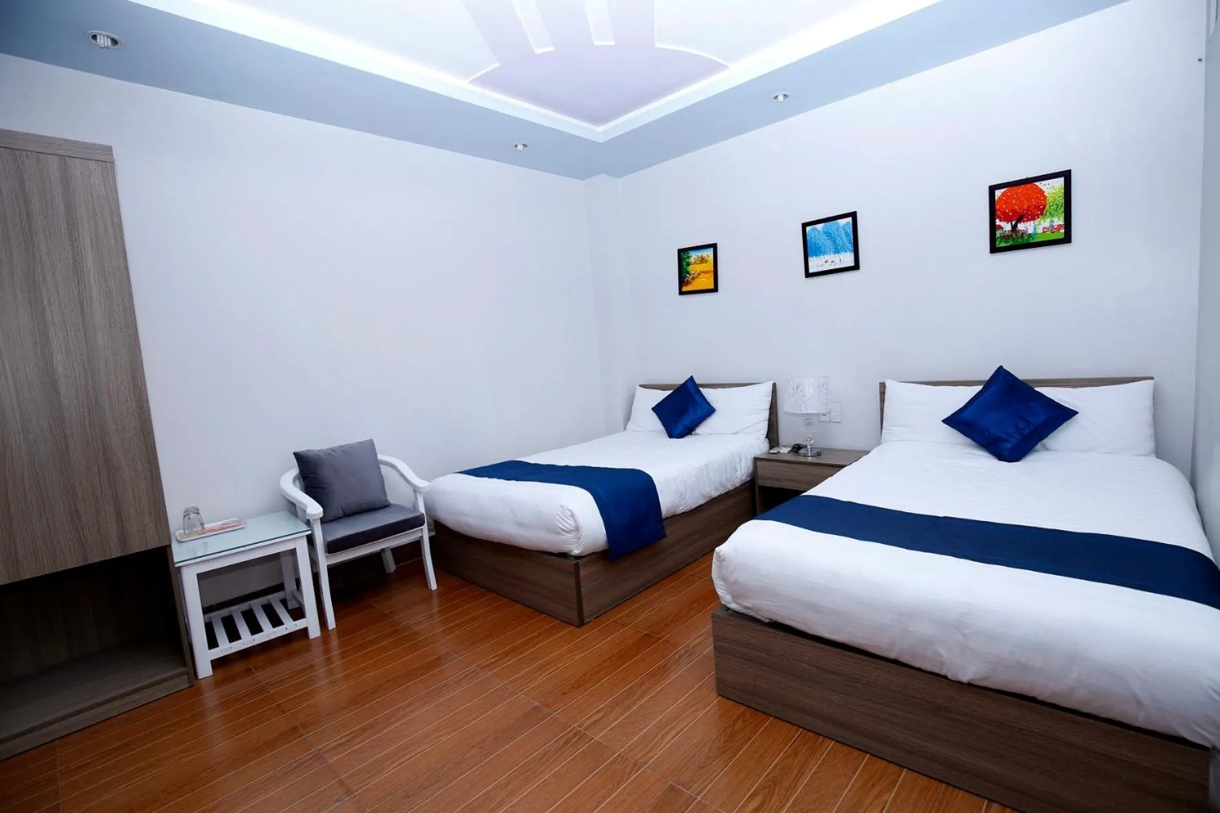 Bedroom, Bed in Catba Central Hotel 2