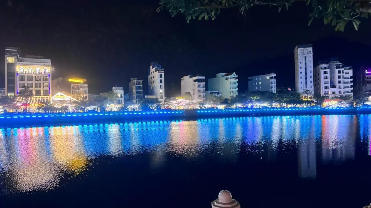 Catba Central Hotel 2