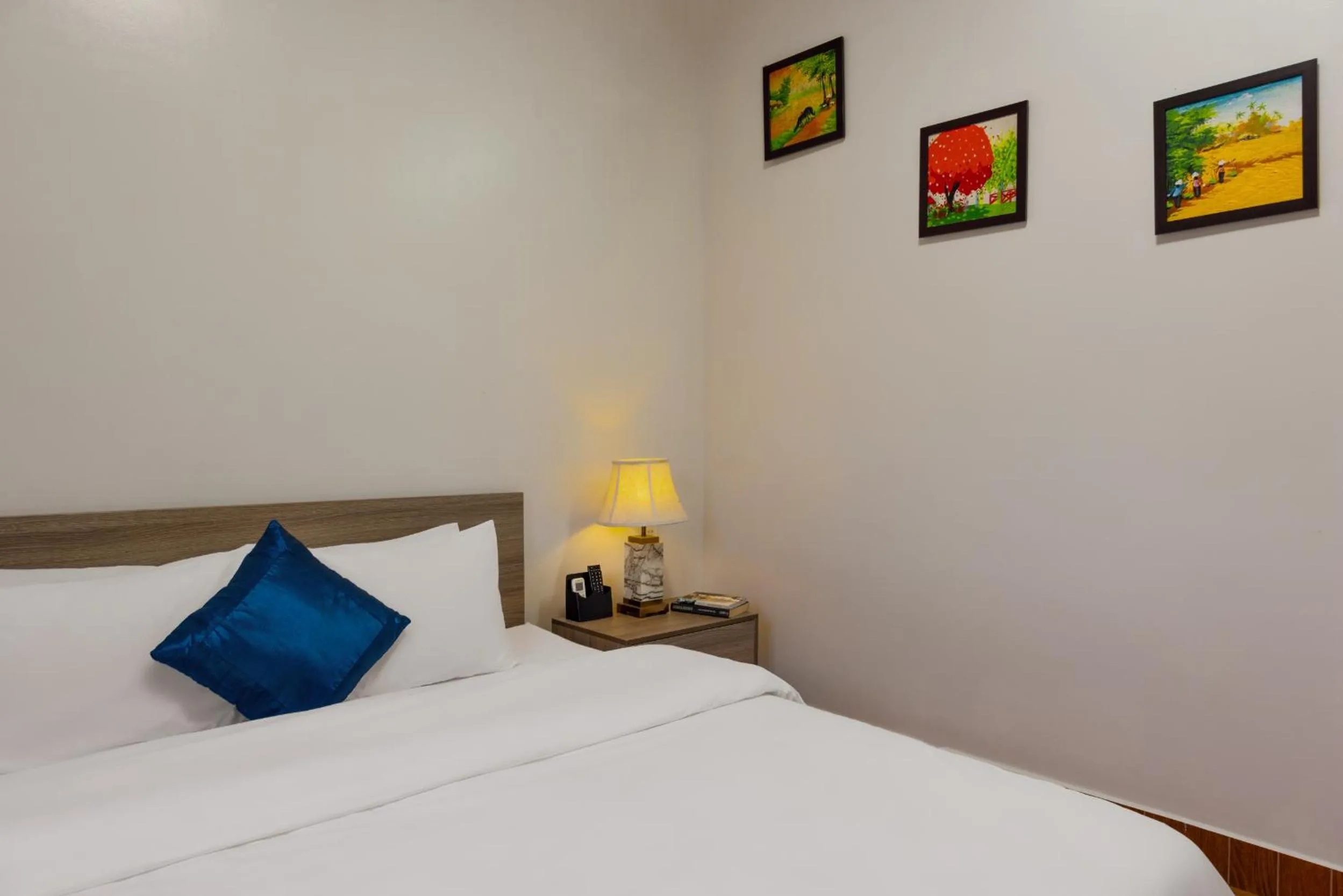 Bed in Catba Central Hotel 2