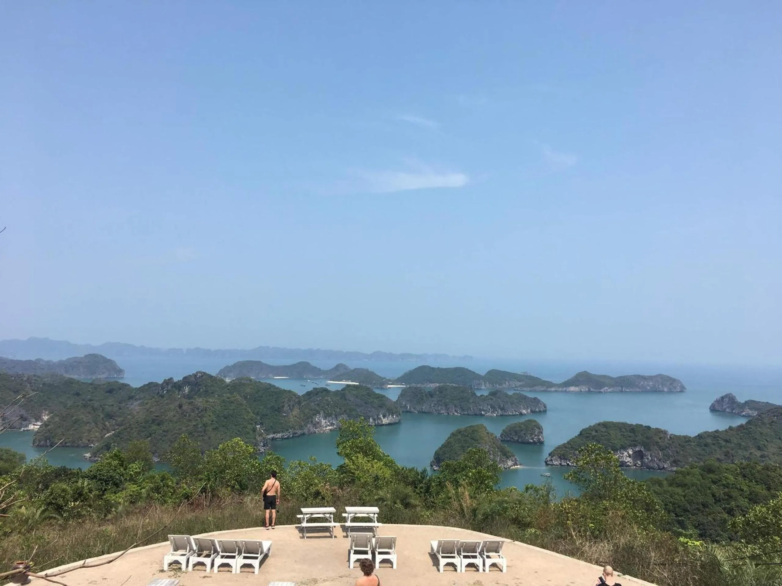 Catba Central Hotel 2