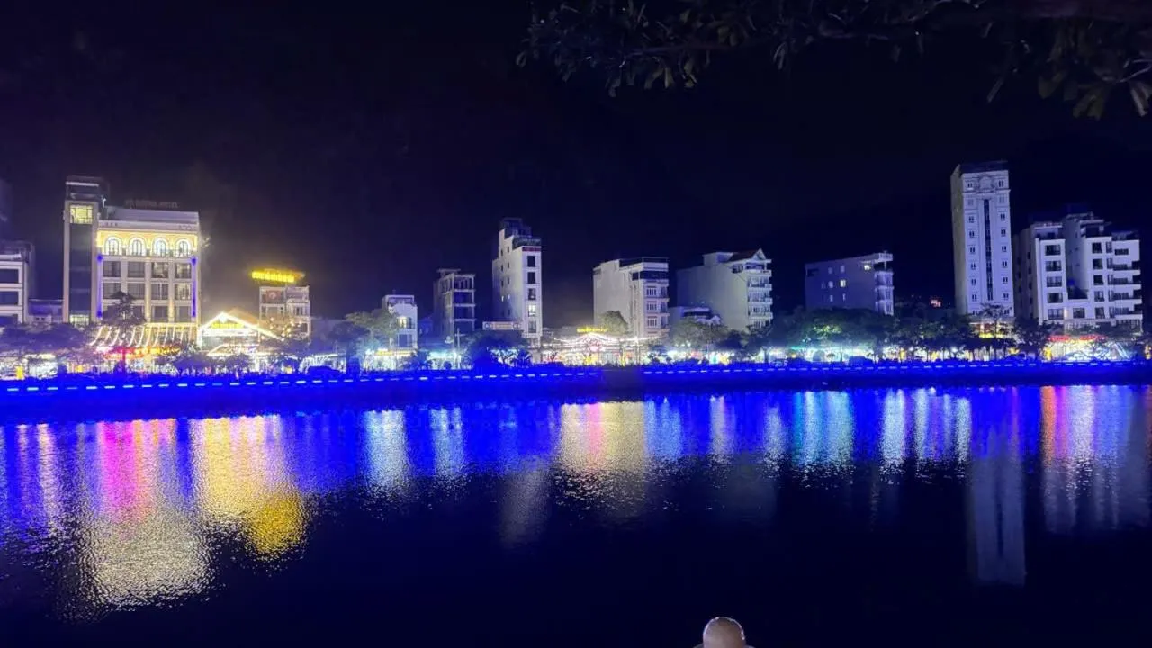 Catba Central Hotel 2