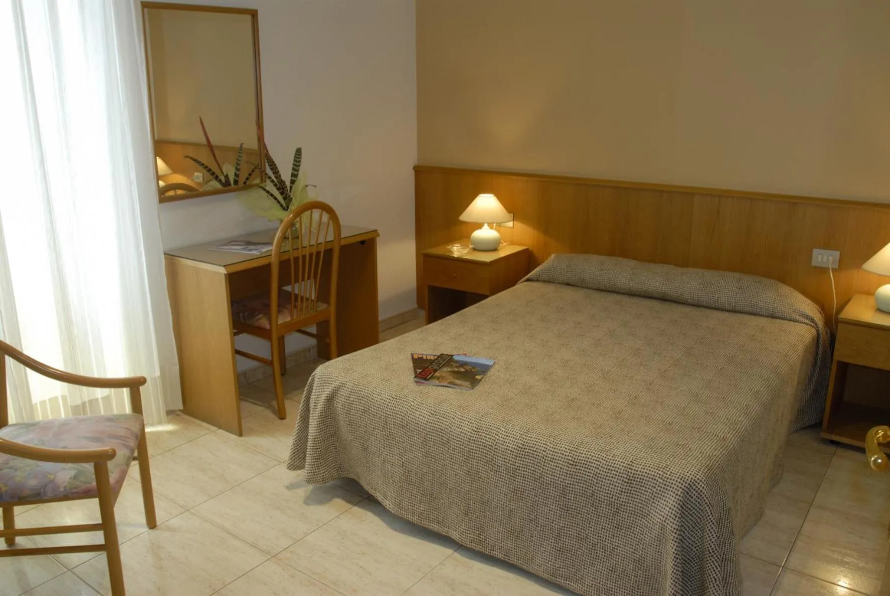 Photo of the whole room, Bed in Hotel Canet