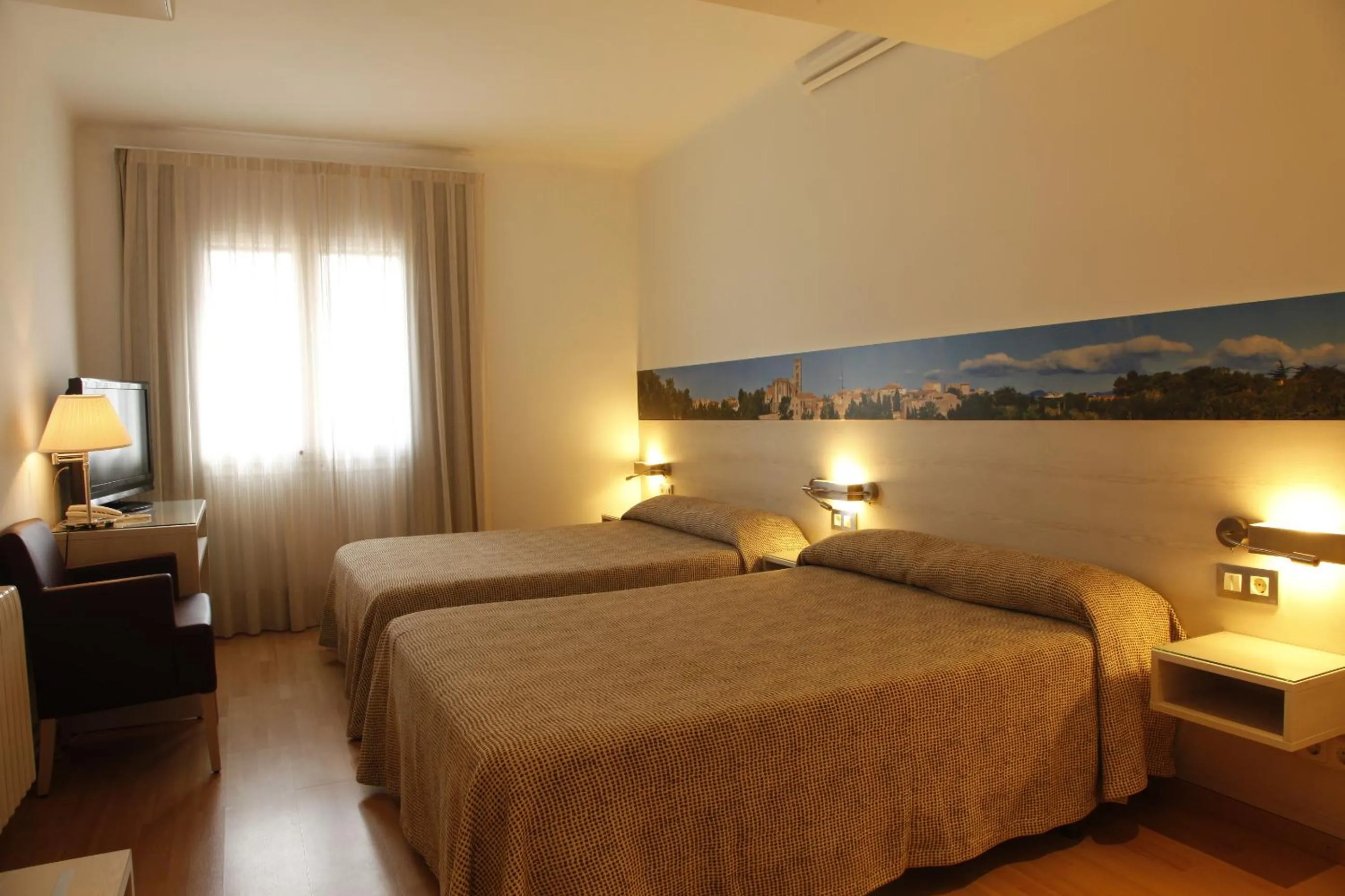 Photo of the whole room, Bed in Hotel Canet