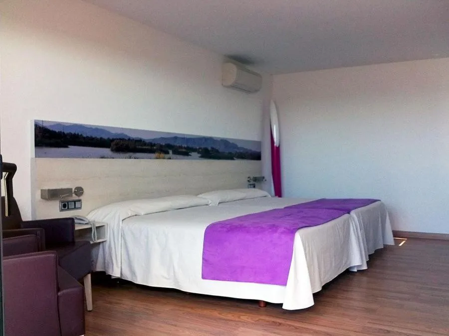 Bedroom, Bed in Hotel Canet