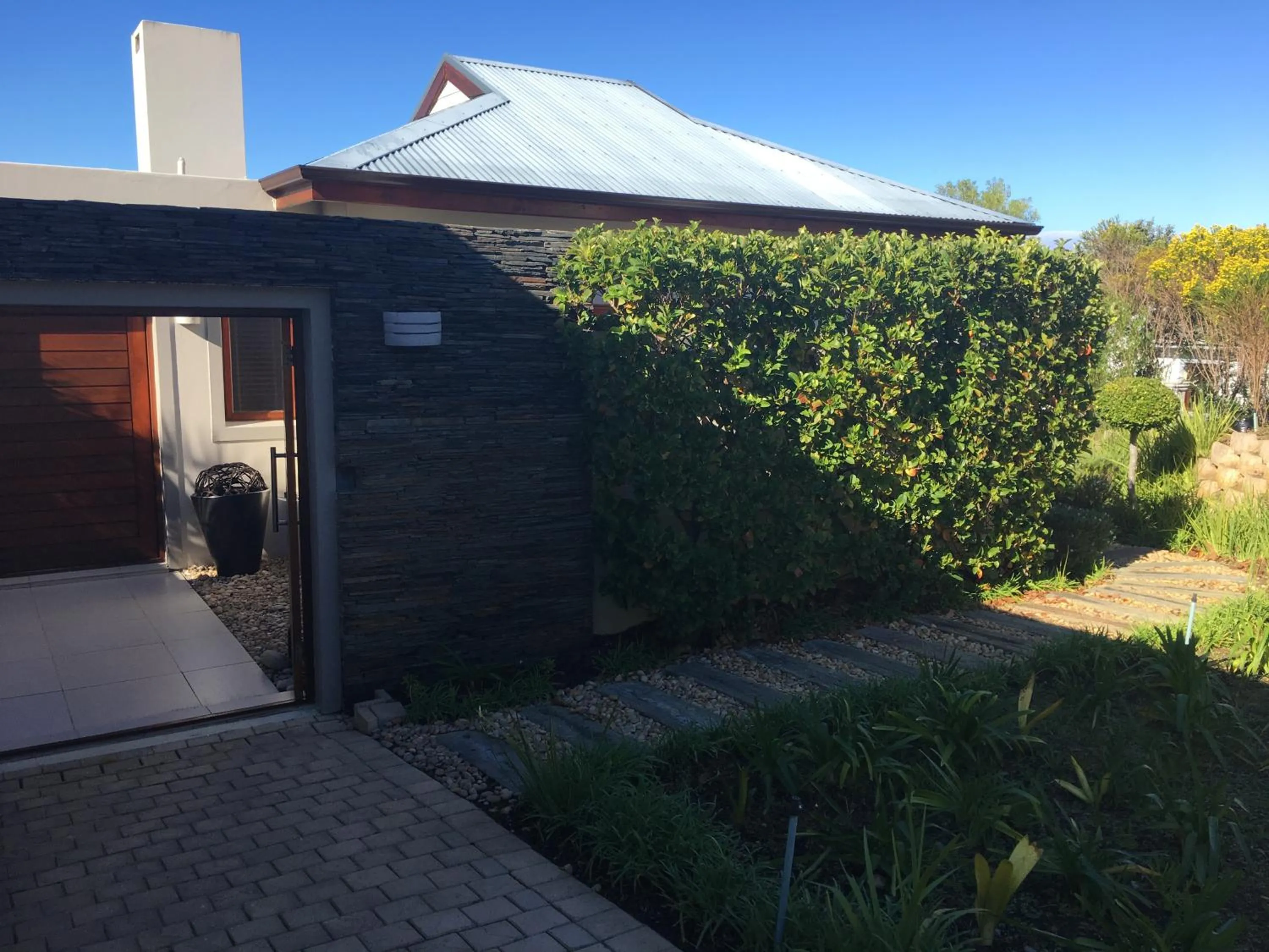 Facade/entrance in Plettenberg Bay Getaway
