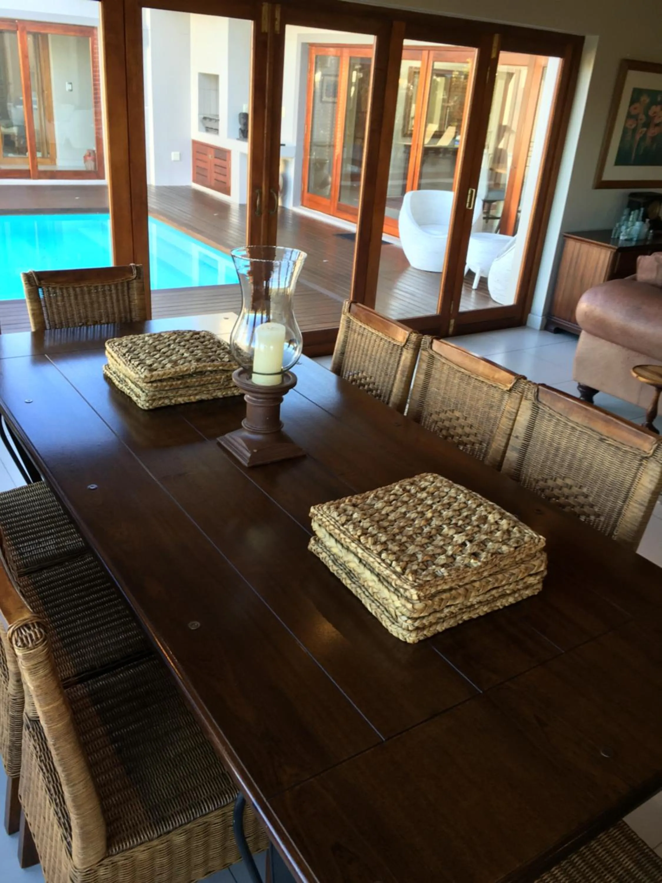 Dining area in Plettenberg Bay Getaway