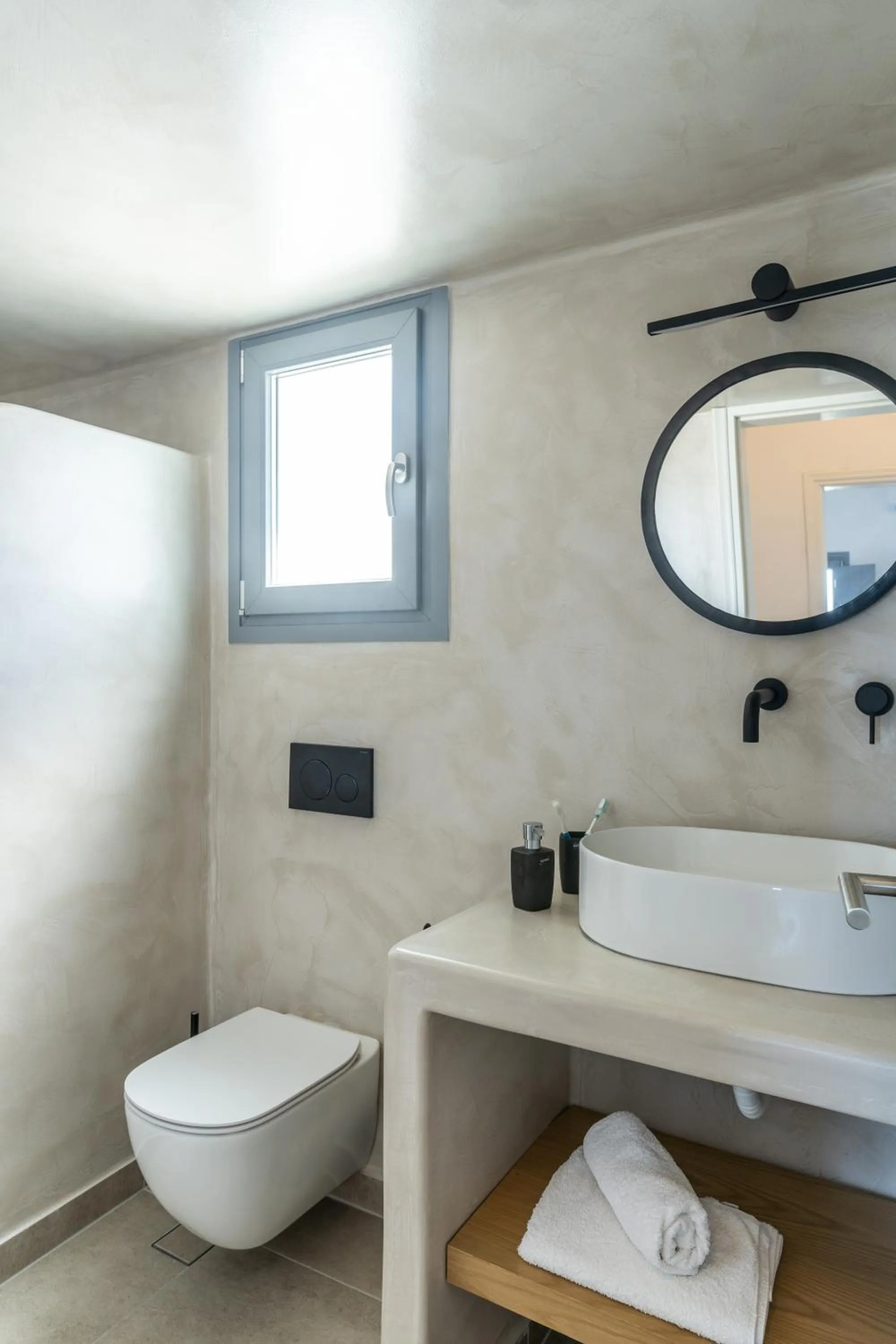 Toilet in Ampelos Executive Houses