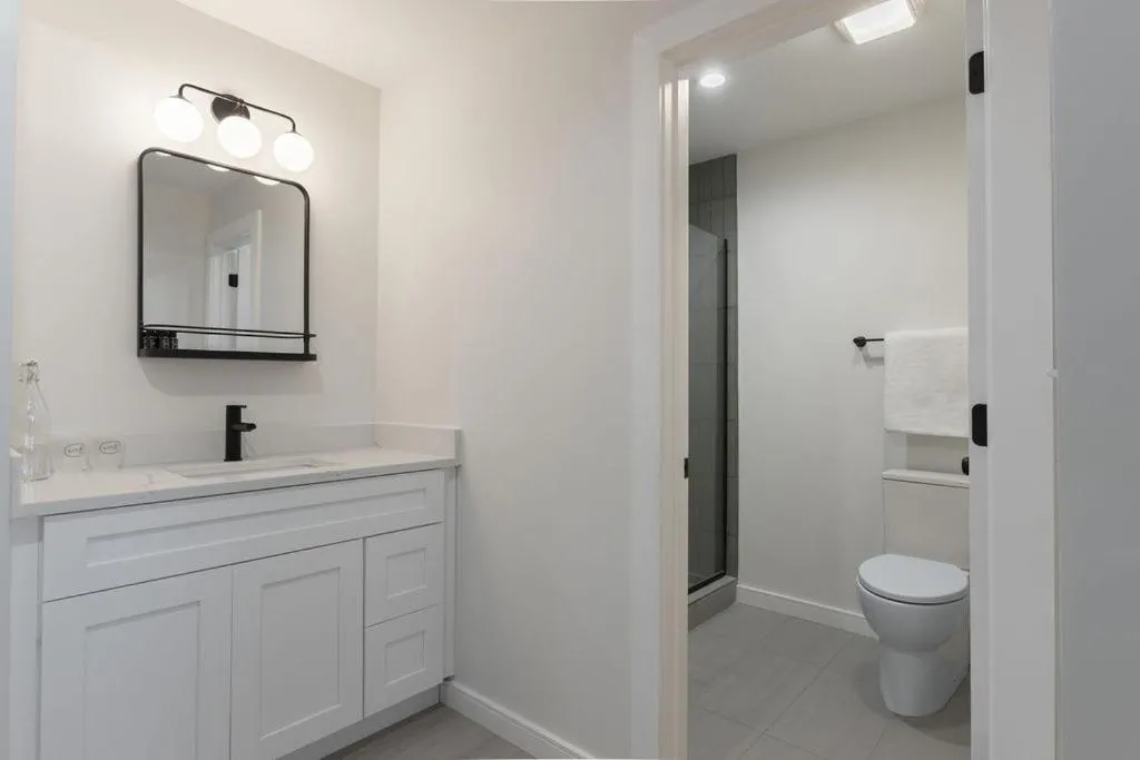 Bathroom in Salt Ranch Hotel