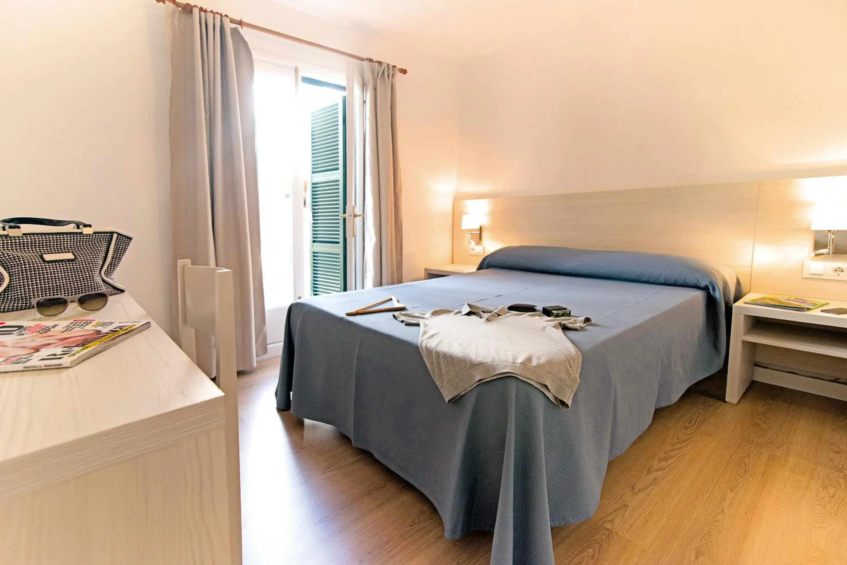 Bedroom, Bed in Apartamentos Cala Blanca Bedroom, Bed in Apartamentos Cala Blanca