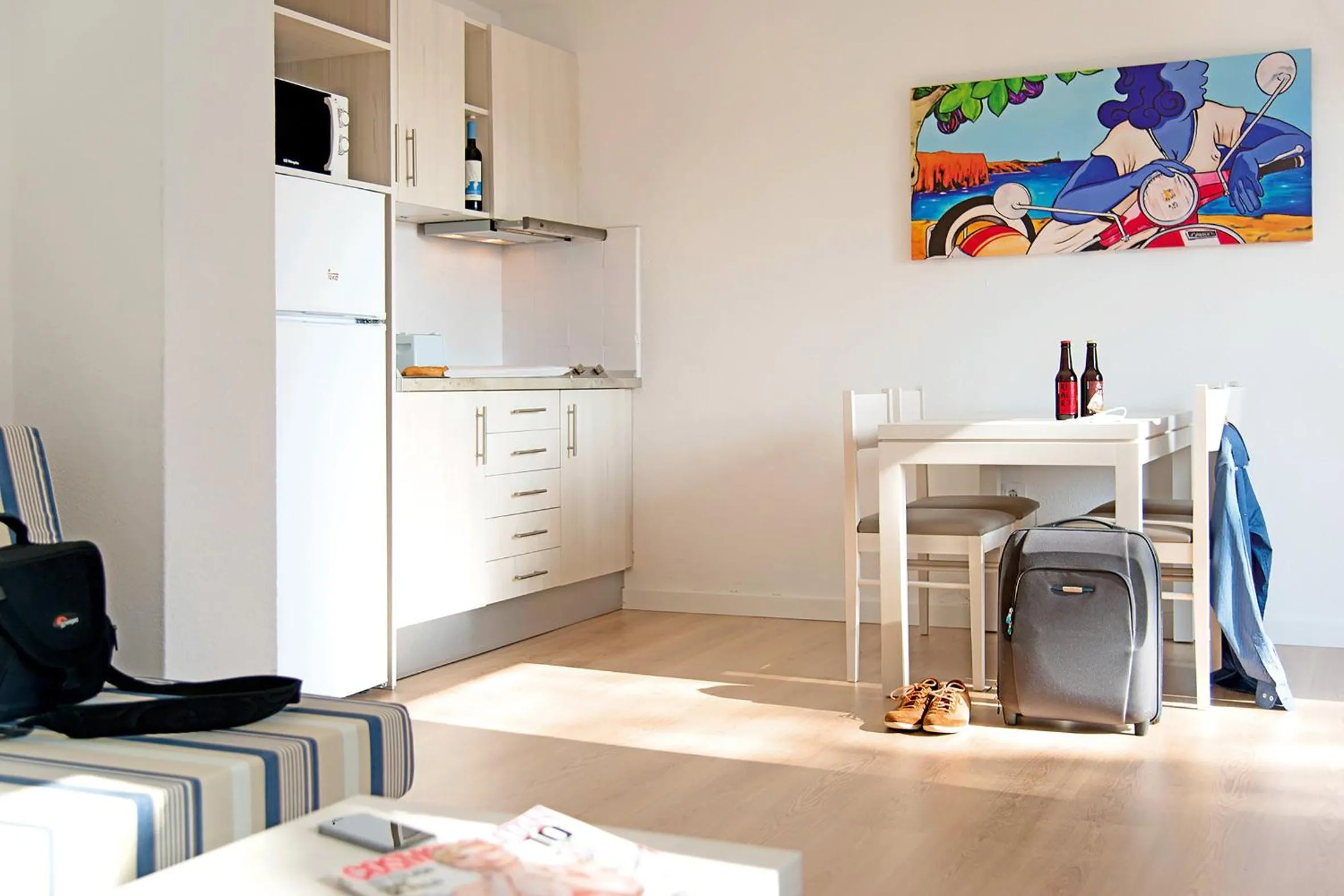 Dining area in Apartamentos Cala Blanca