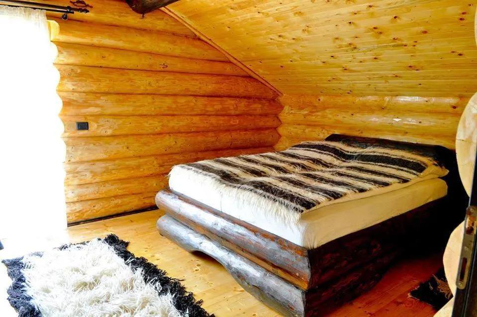 Bed in Hanul Prislop