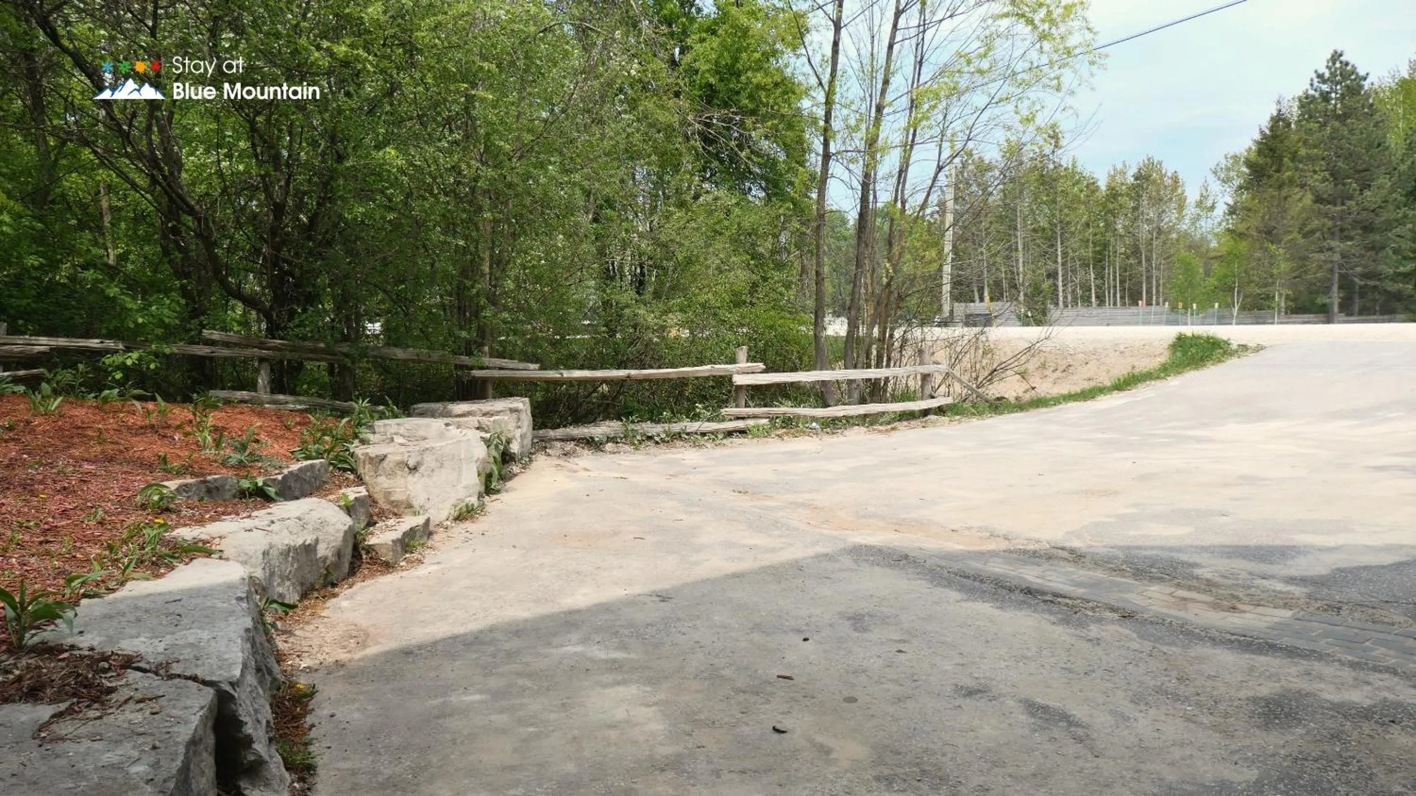 5 Bedrooms, Mountain Views, Steps from Blue Mountain Village, Hot Tub, BBQ