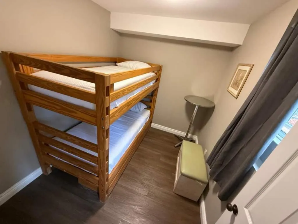 Bed in 5 Bedrooms, Mountain Views, Steps from Blue Mountain Village, Hot Tub, BBQ