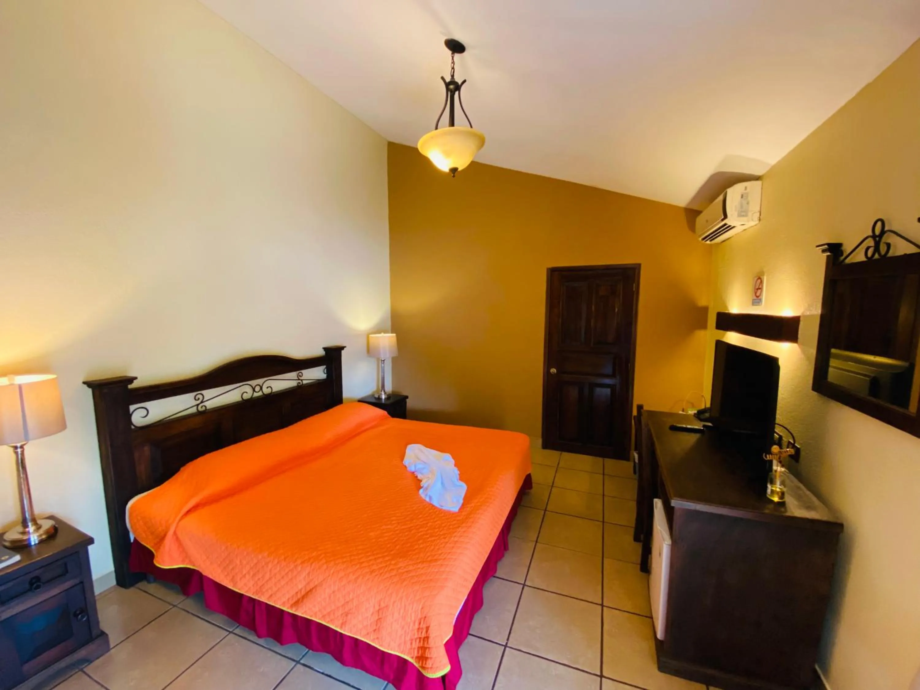 Bed in Hotel Puerto Libre