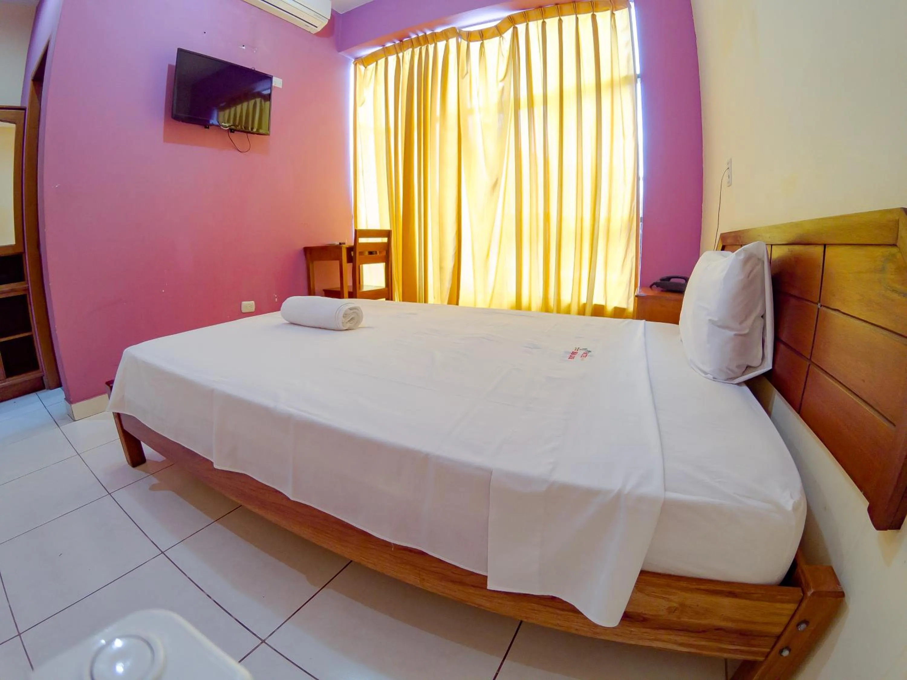 Photo of the whole room, Bed in Hotel Jhor Bush