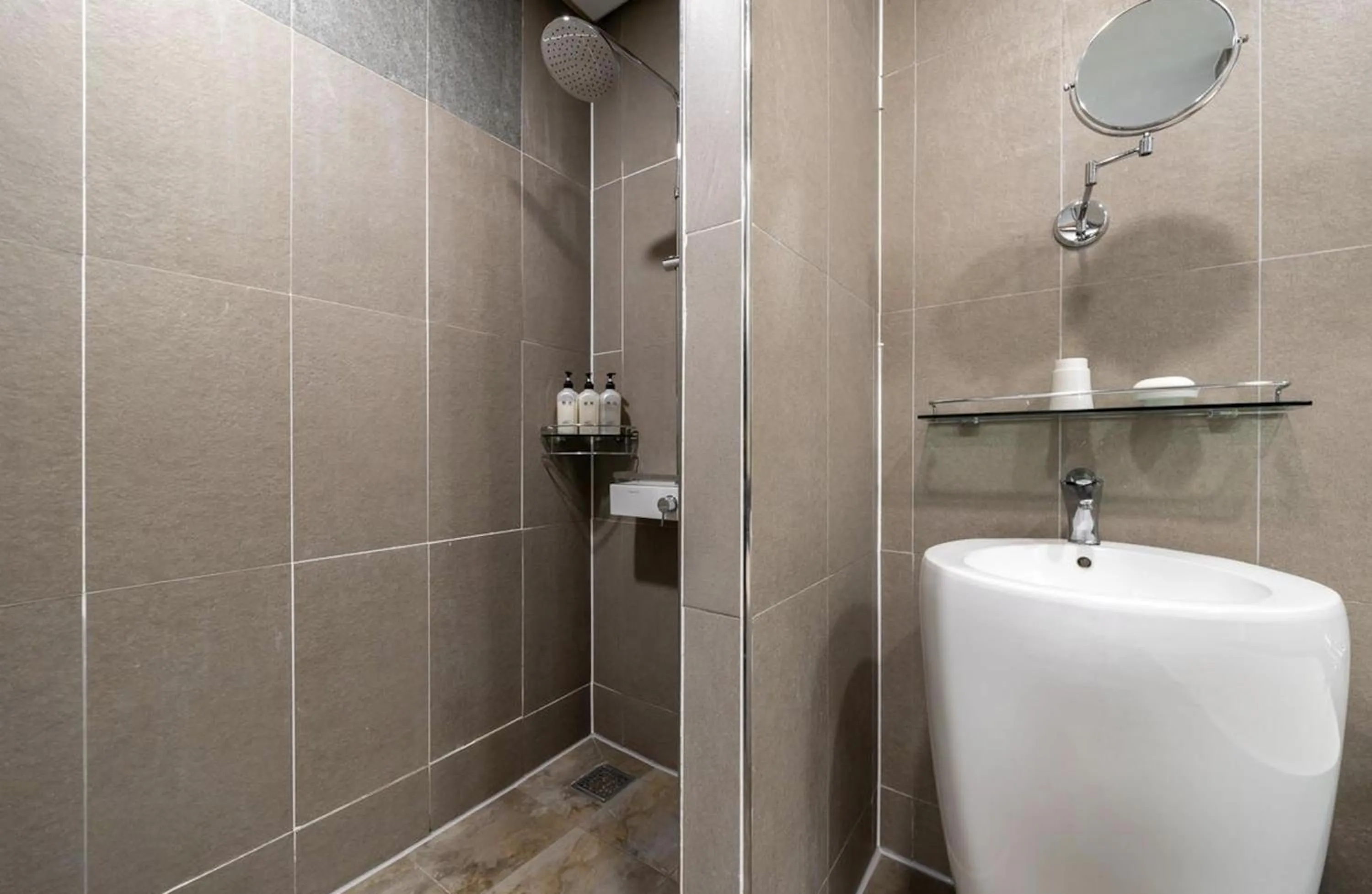 Daejeon Yuseong MAC Hotel