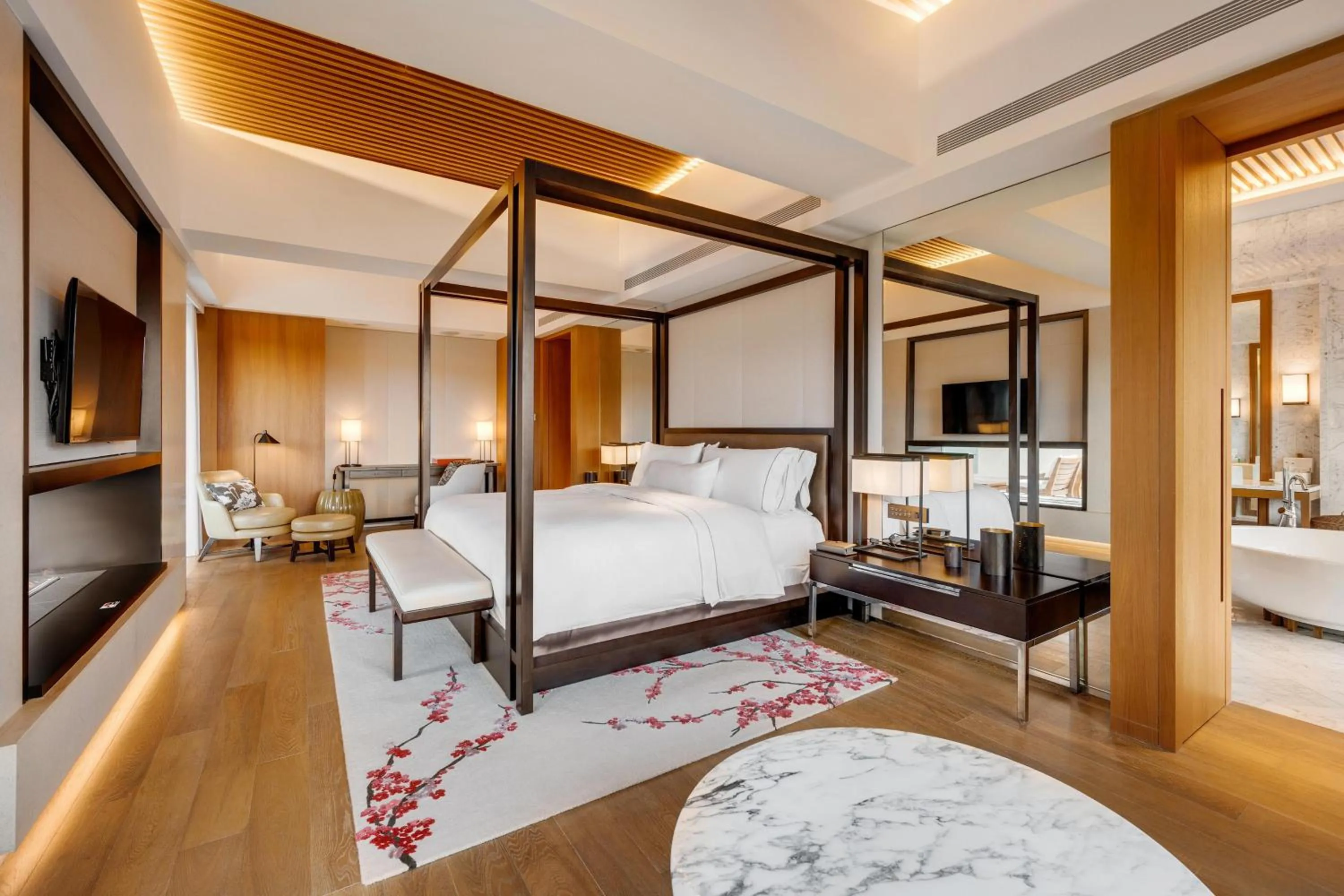 Photo of the whole room, Bed in The Westin Tashee Resort, Taoyuan