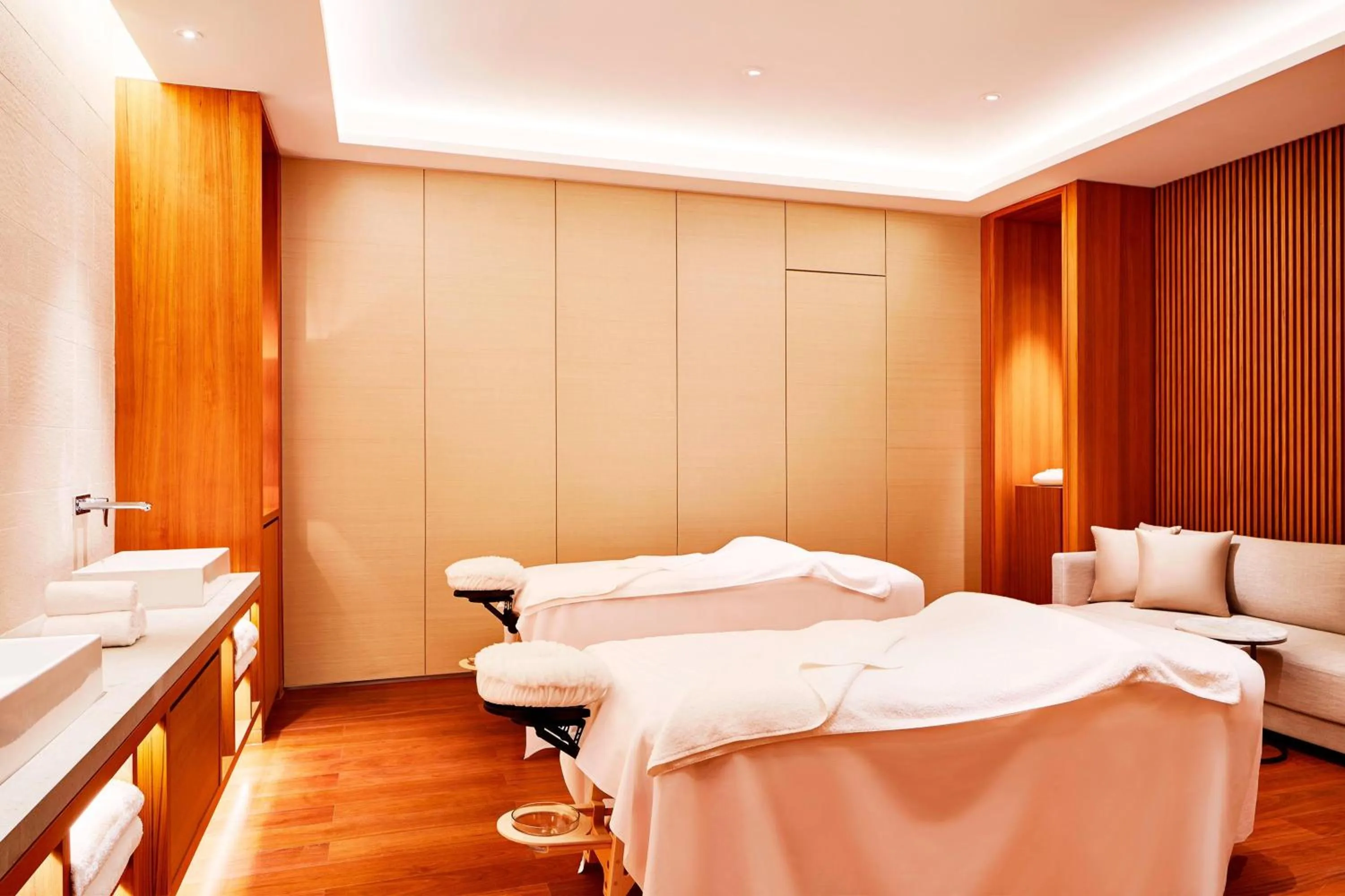 Spa and wellness centre/facilities, Bed in The Westin Tashee Resort, Taoyuan
