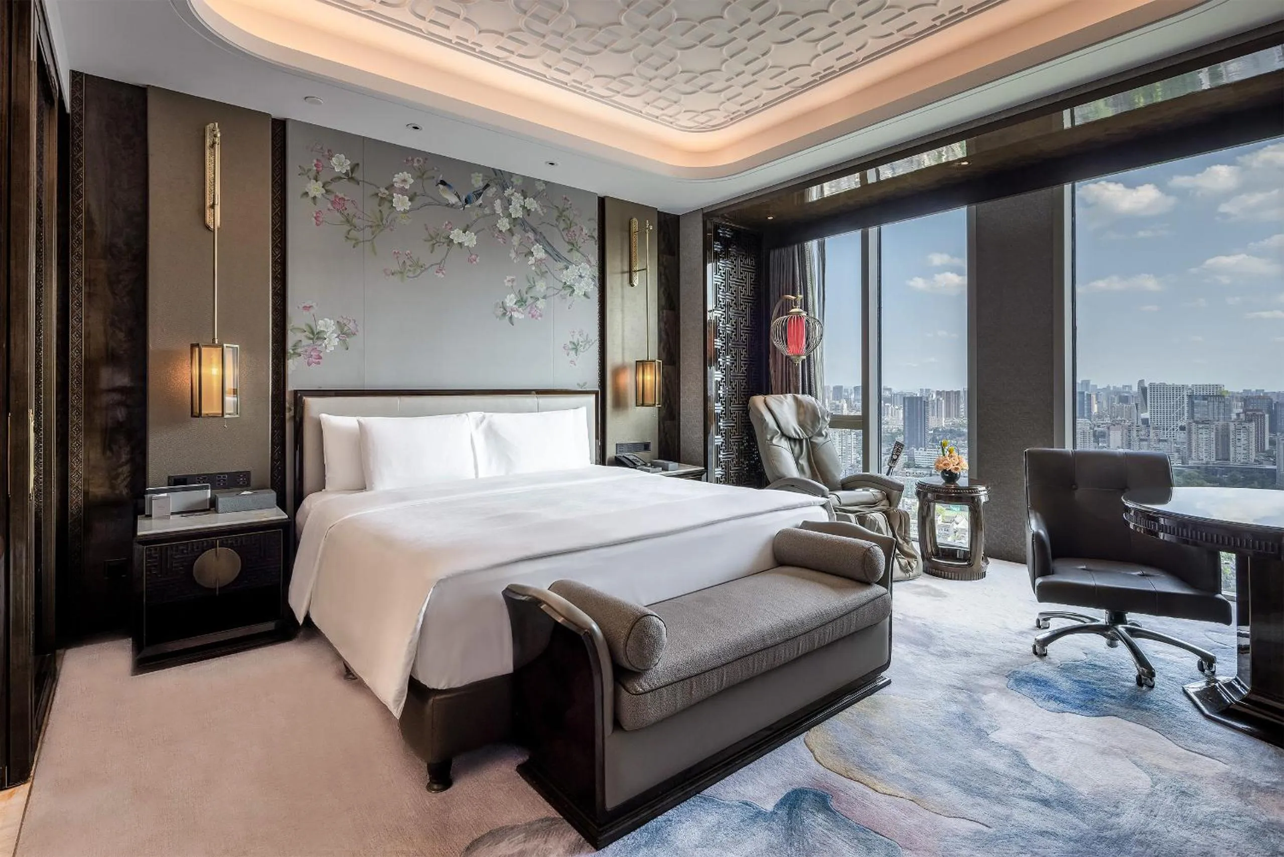 Property building, Bed in Wanda Reign Chengdu
