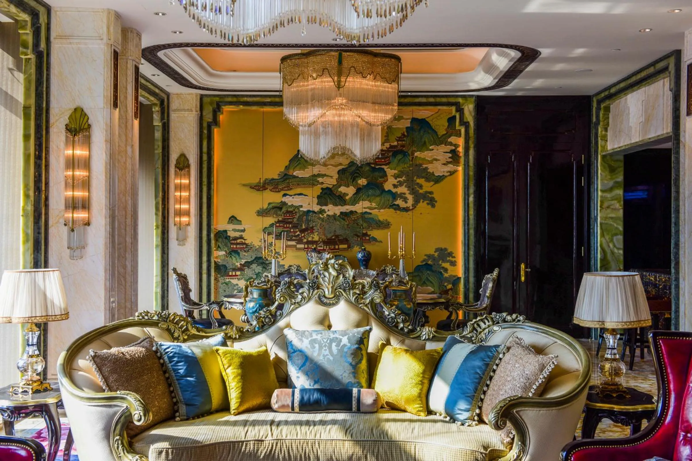 Living room in Wanda Reign Chengdu