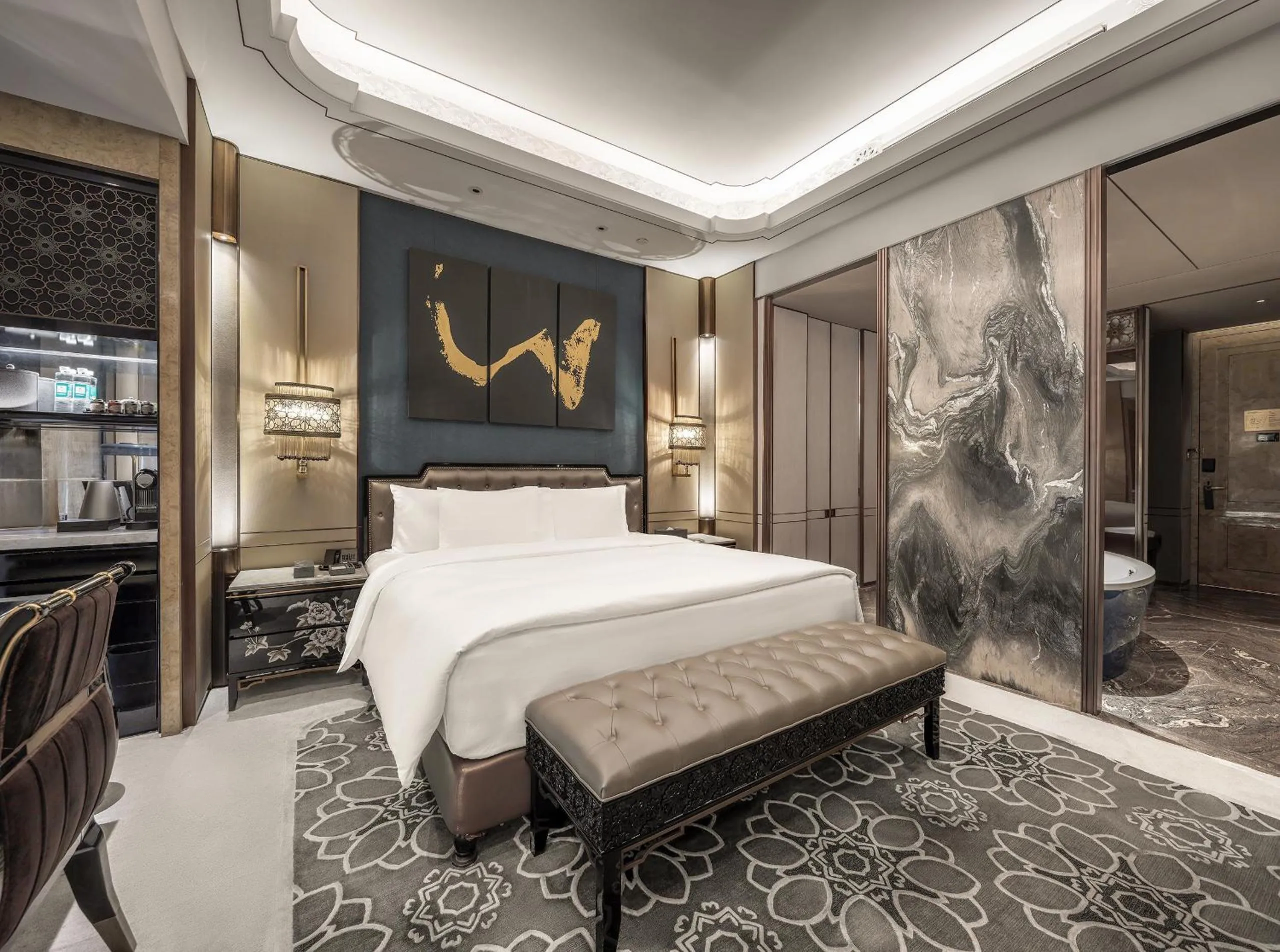 On site, Bed in Wanda Reign Chengdu