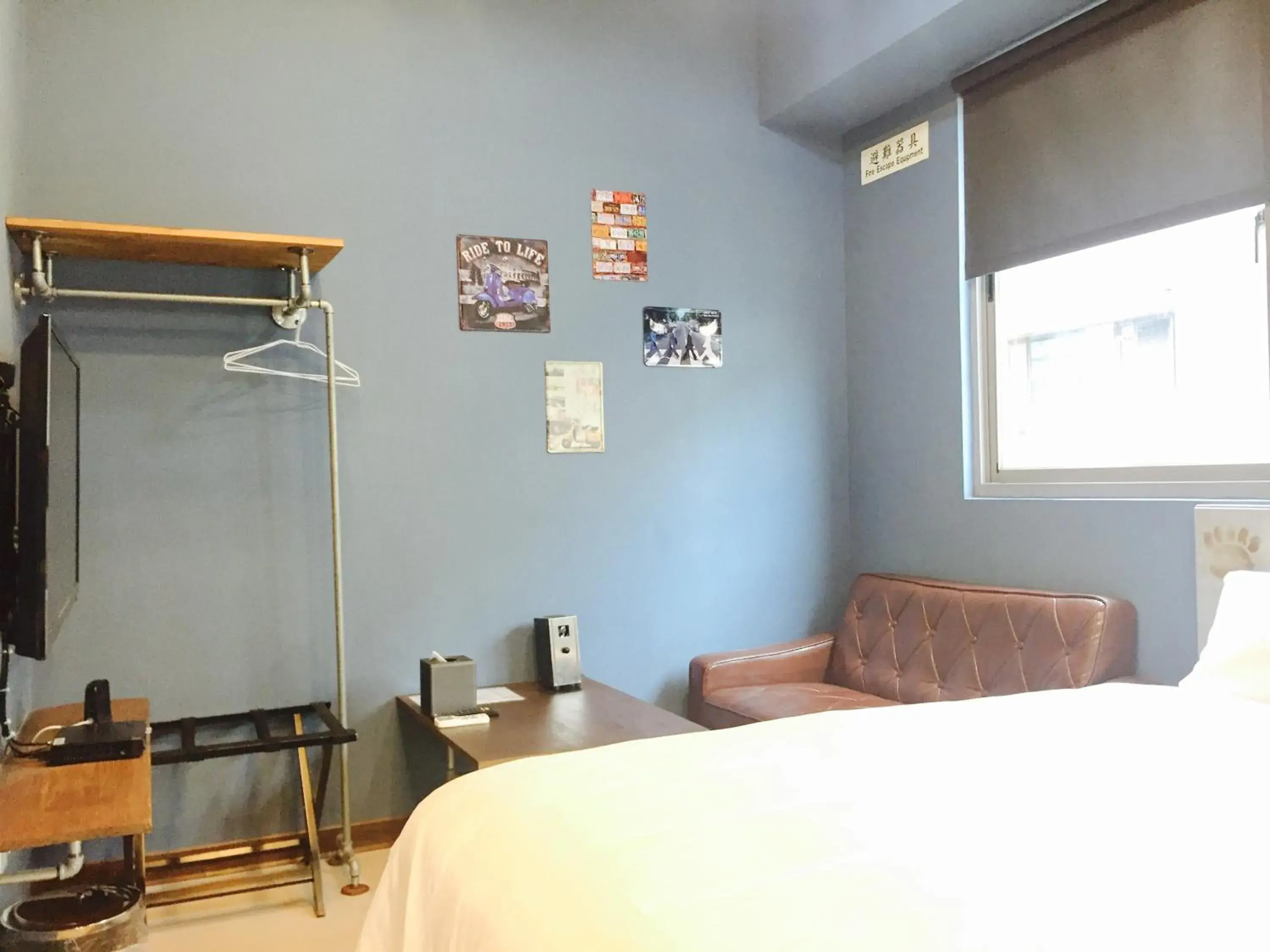 Living room, Bed in Bear Hotel Living room, Bed in Bear Hotel