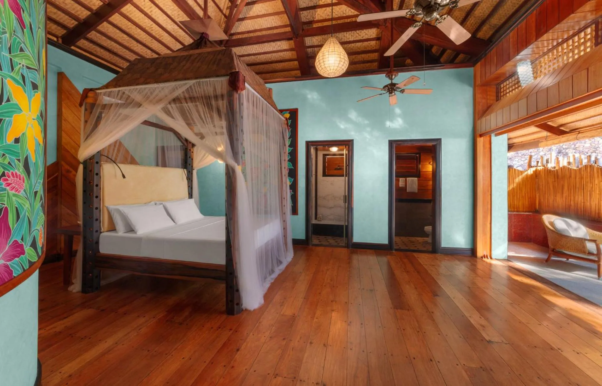 Bed in NoaNoa Private Island