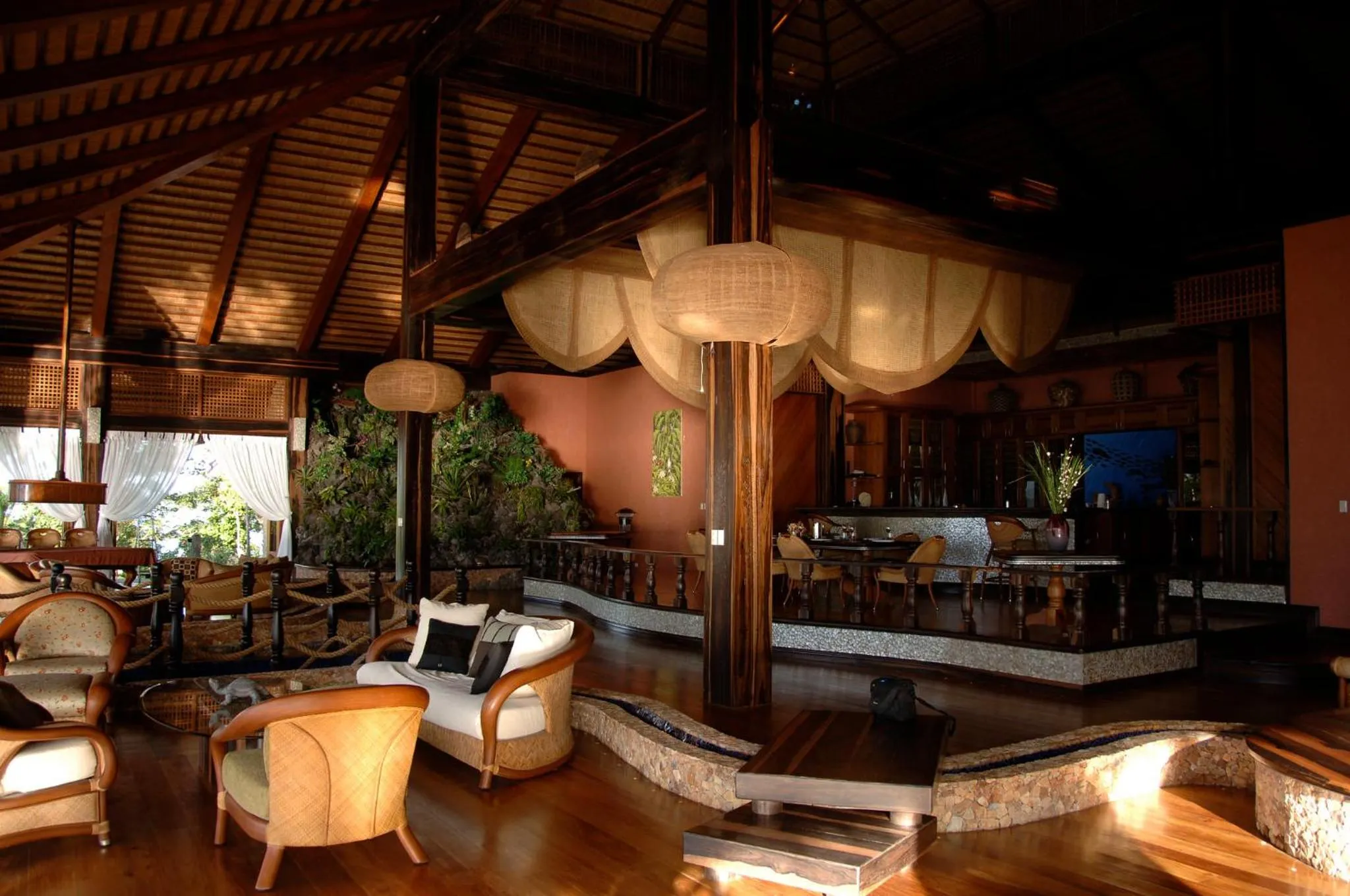 Restaurant/places to eat in NoaNoa Private Island