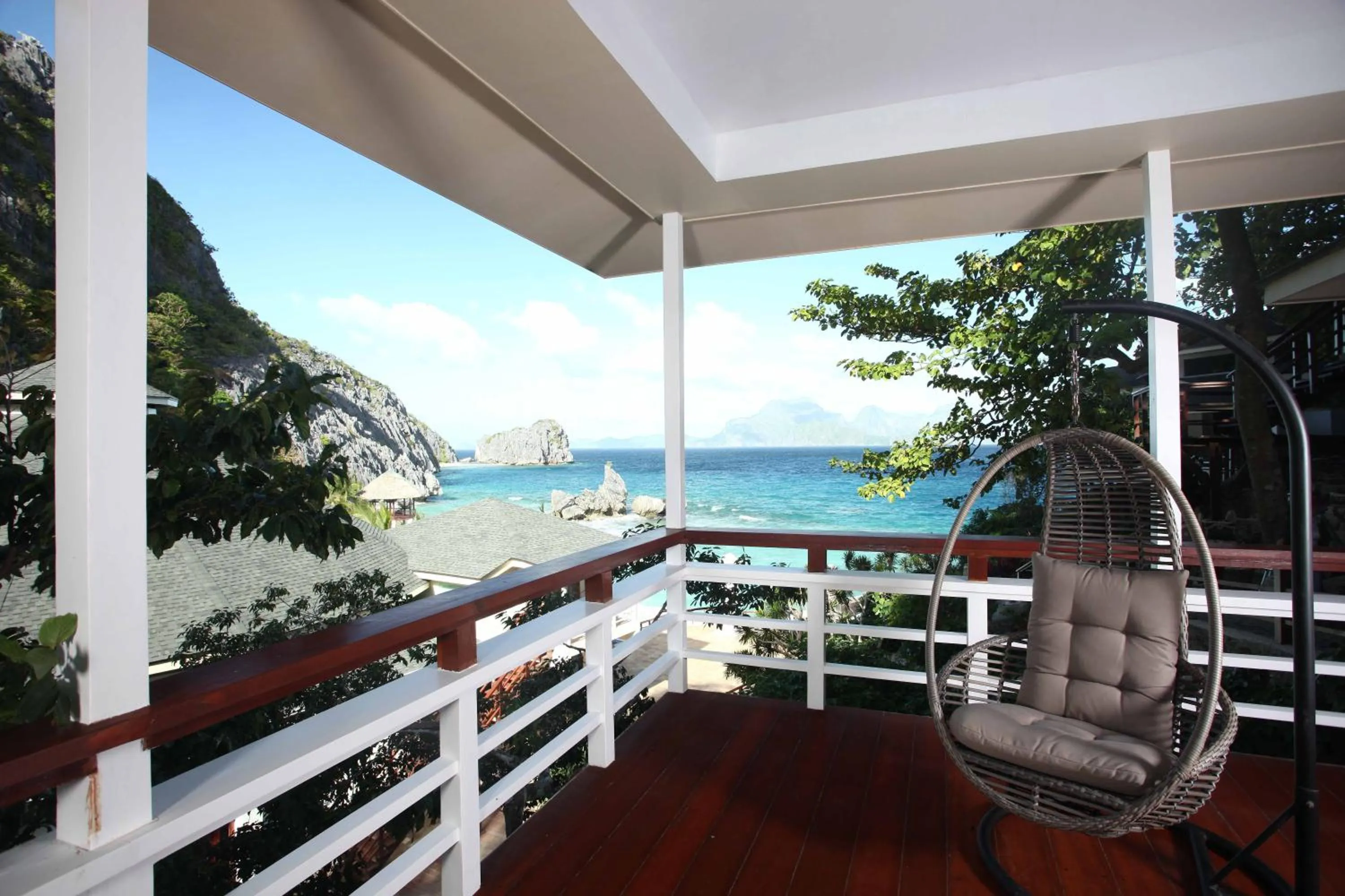 Balcony/Terrace in Matinloc Island Resort
