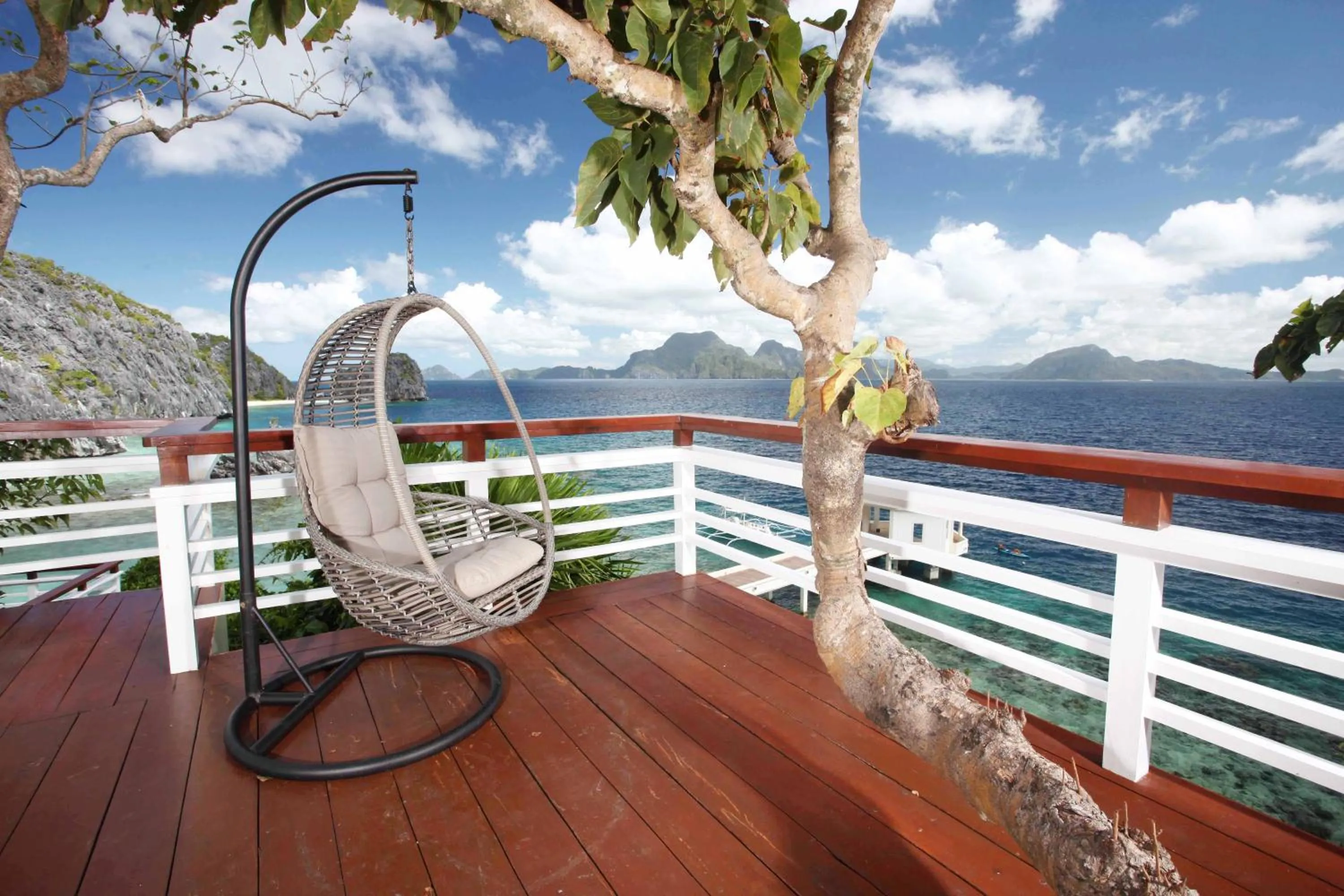 Balcony/Terrace in Matinloc Island Resort