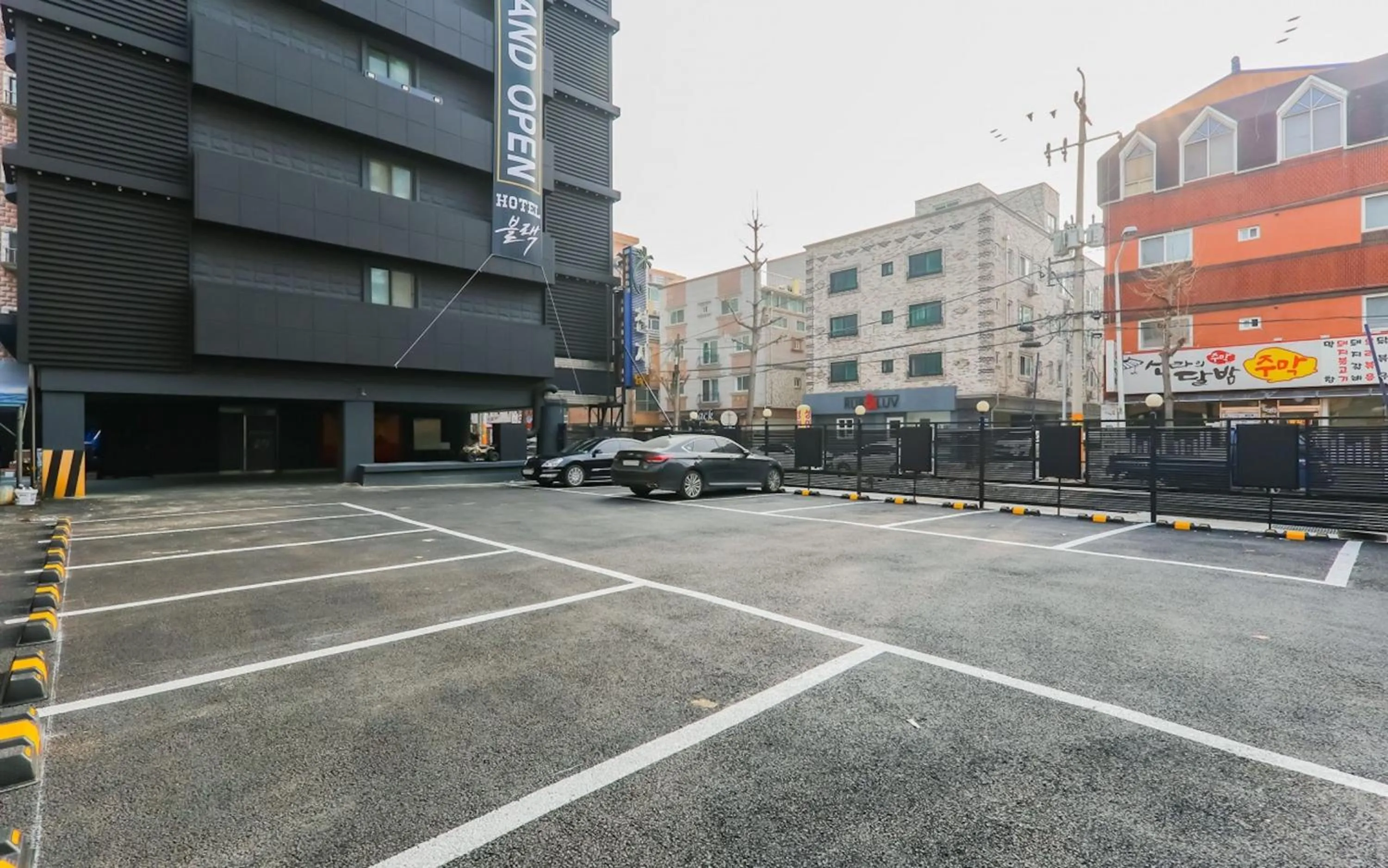 Daejeon Yongmun Back Hotel