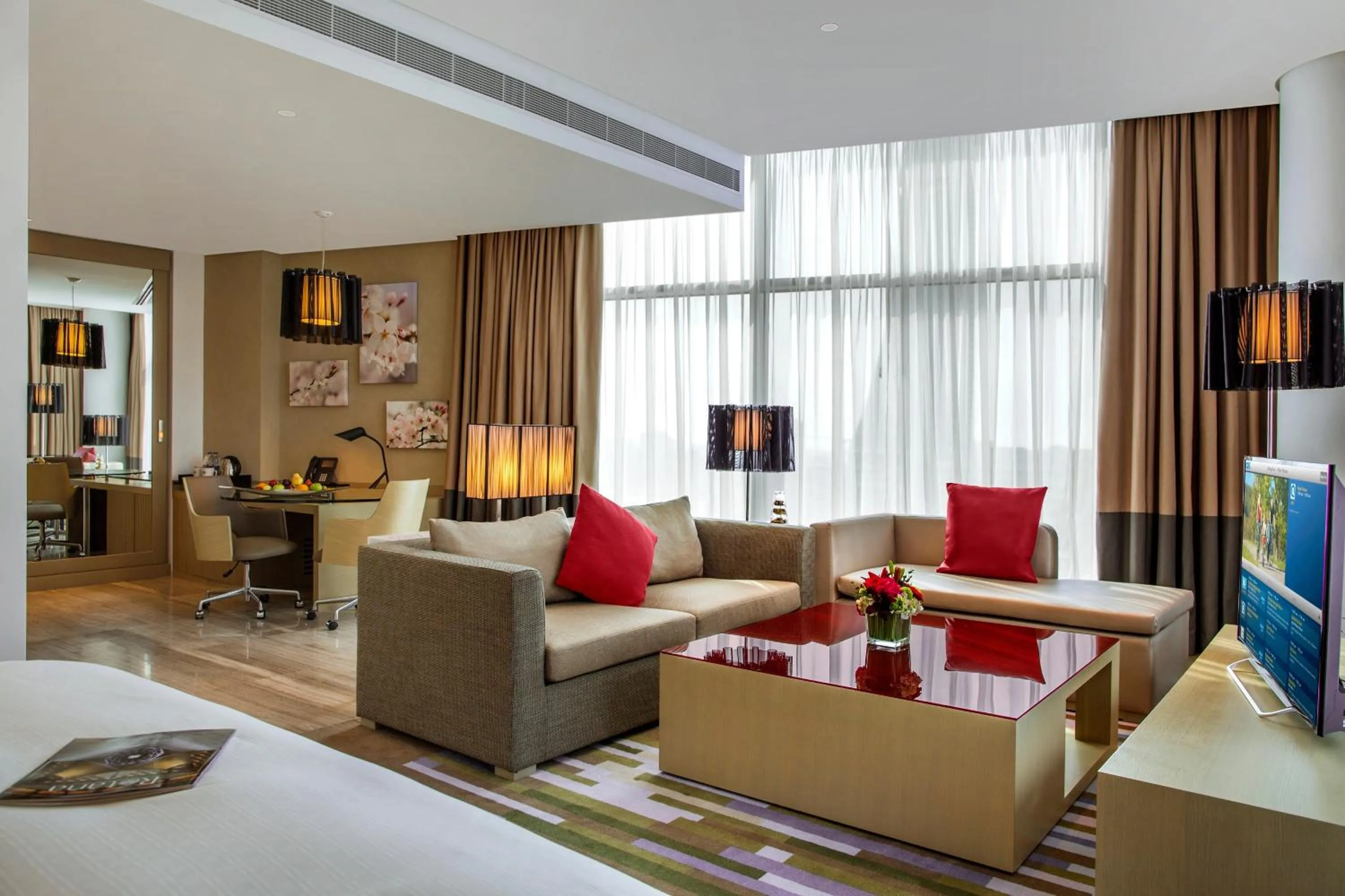 Toilet, Bed in Downtown Rotana