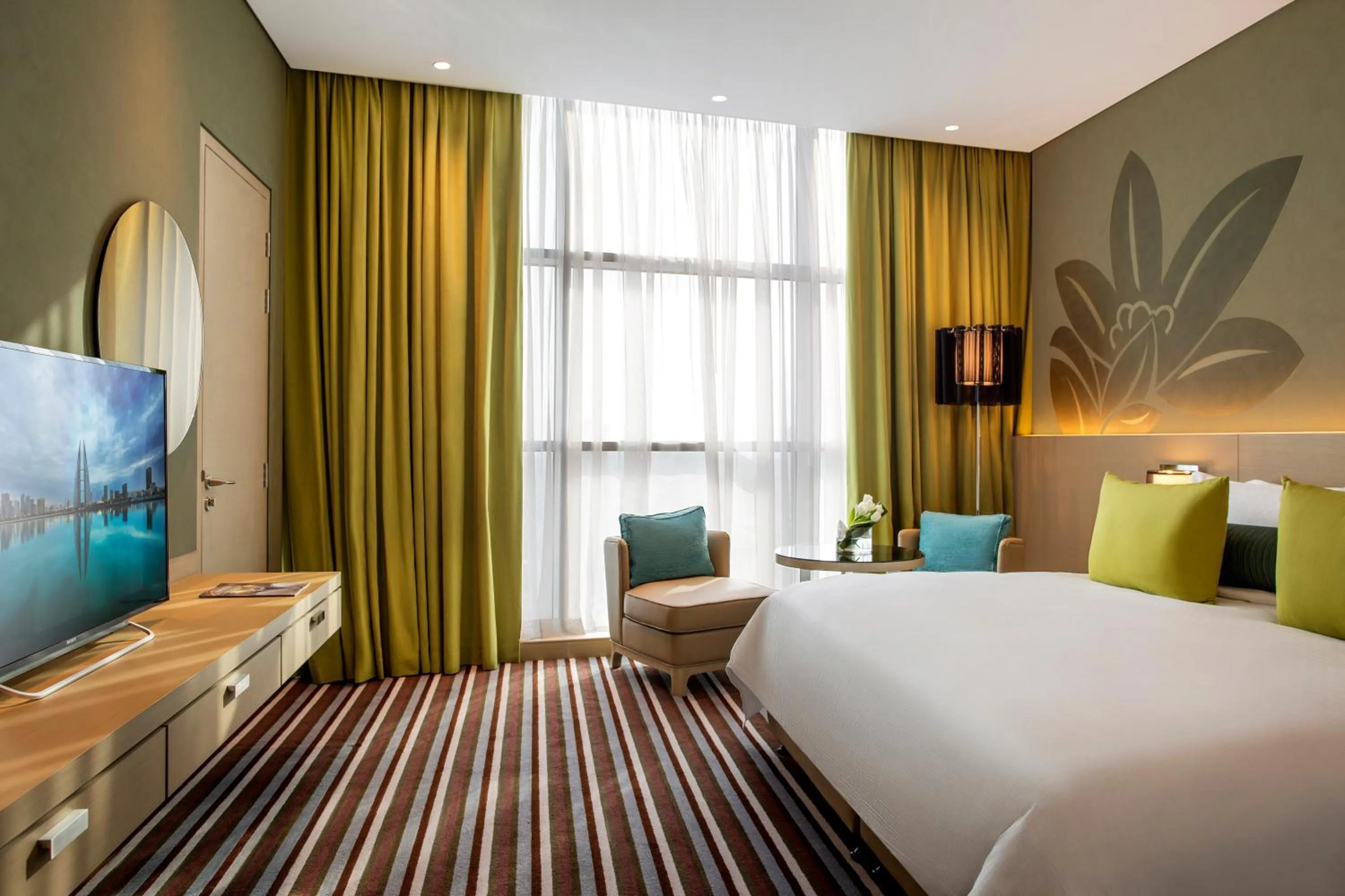 TV and multimedia, Bed in Downtown Rotana