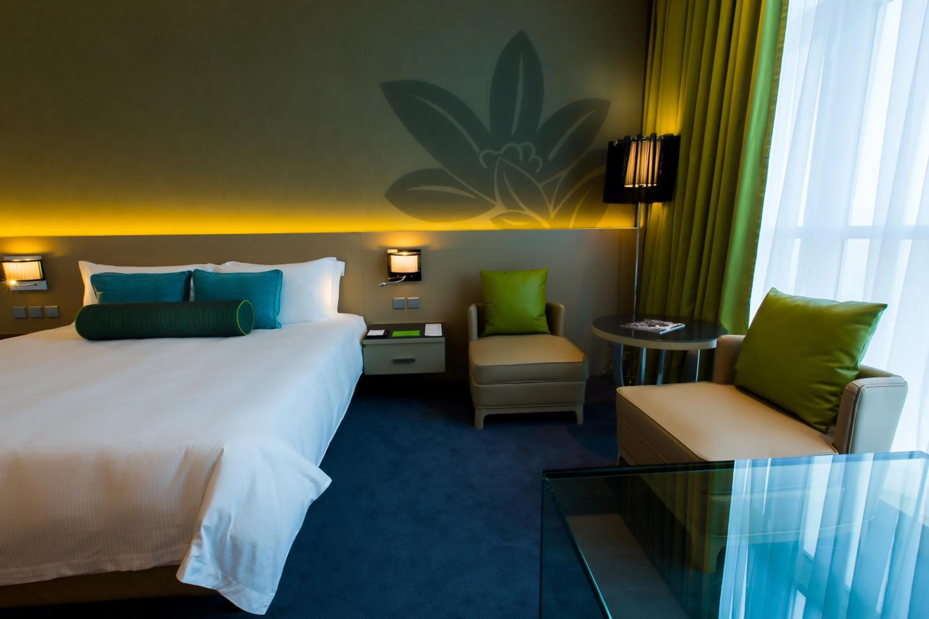 TV and multimedia, Bed in Downtown Rotana