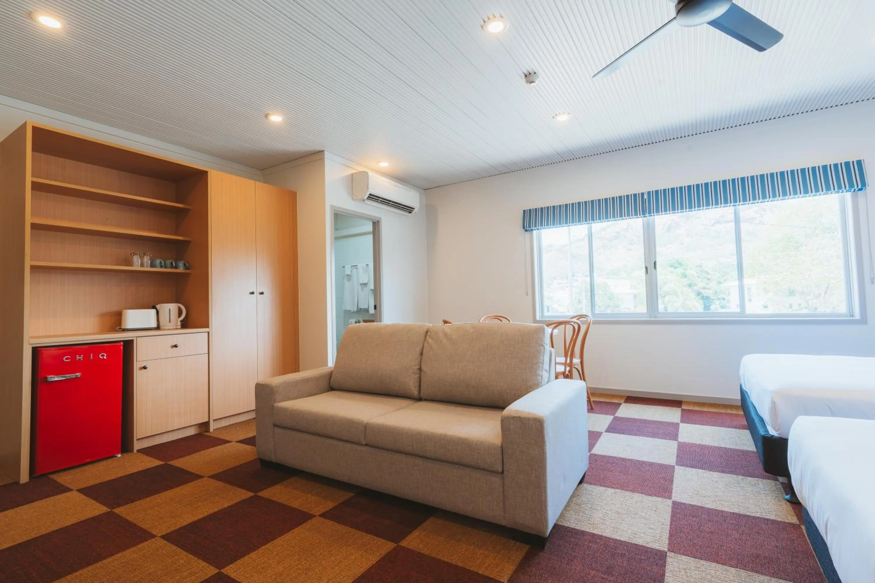 Living room, Bed in Hotel Allen